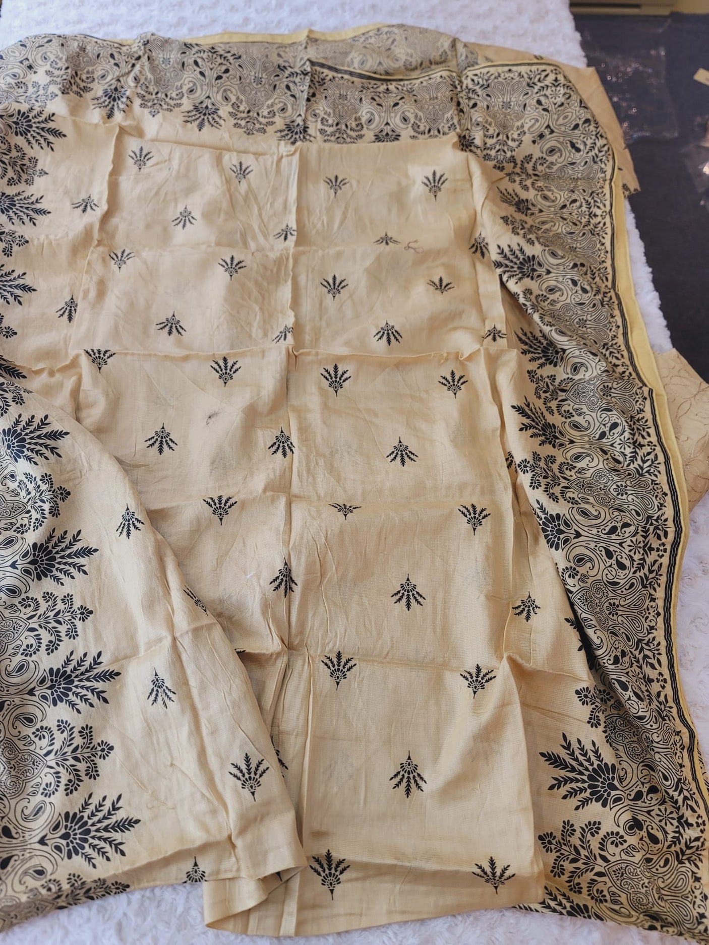 Pakistani Stitched lawn Embroidered Salwar kameez ready to ship