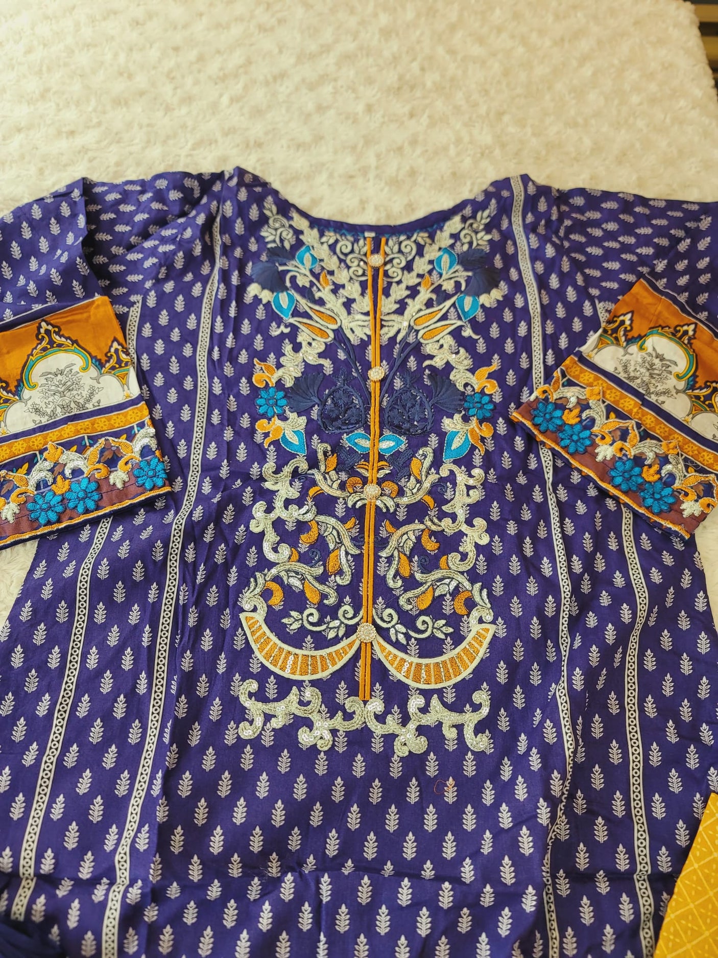 Pakistani Stitched lawn Embroidered Salwar kameez ready to ship