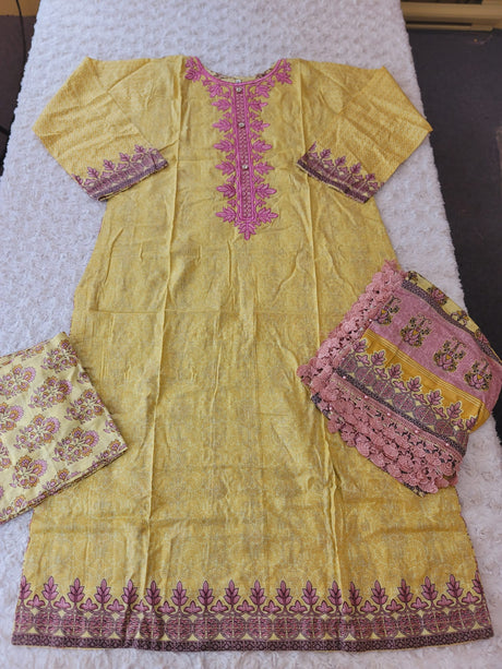 Pakistani Stitched lawn Embroidered Salwar kameez ready to ship