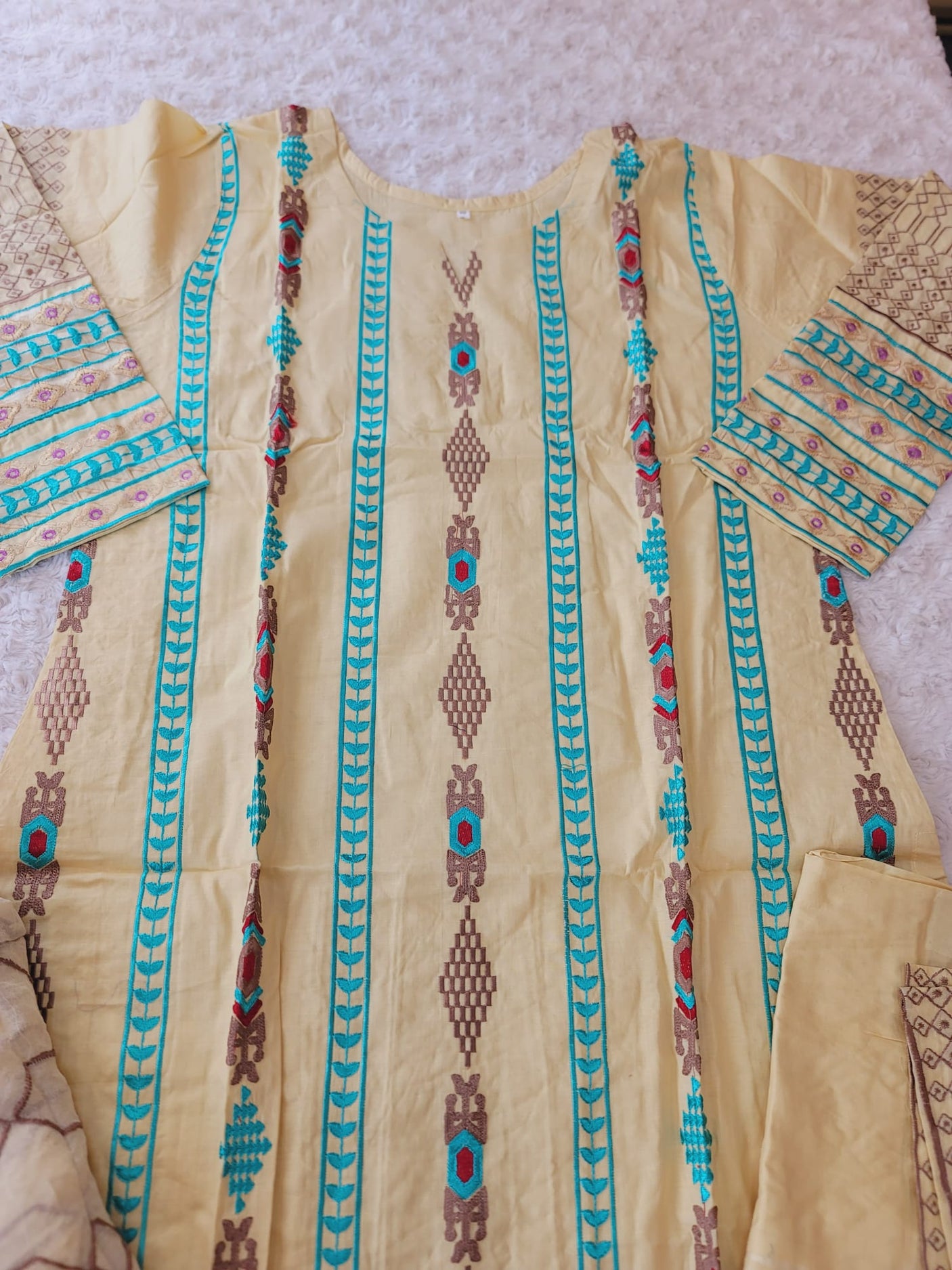 Pakistani Stitched lawn Embroidered Salwar kameez ready to ship