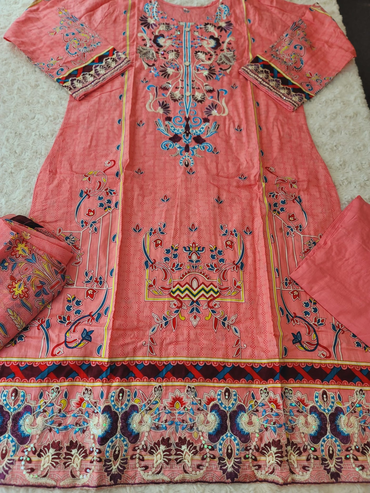 Pakistani Stitched lawn Embroidered Salwar kameez ready to ship