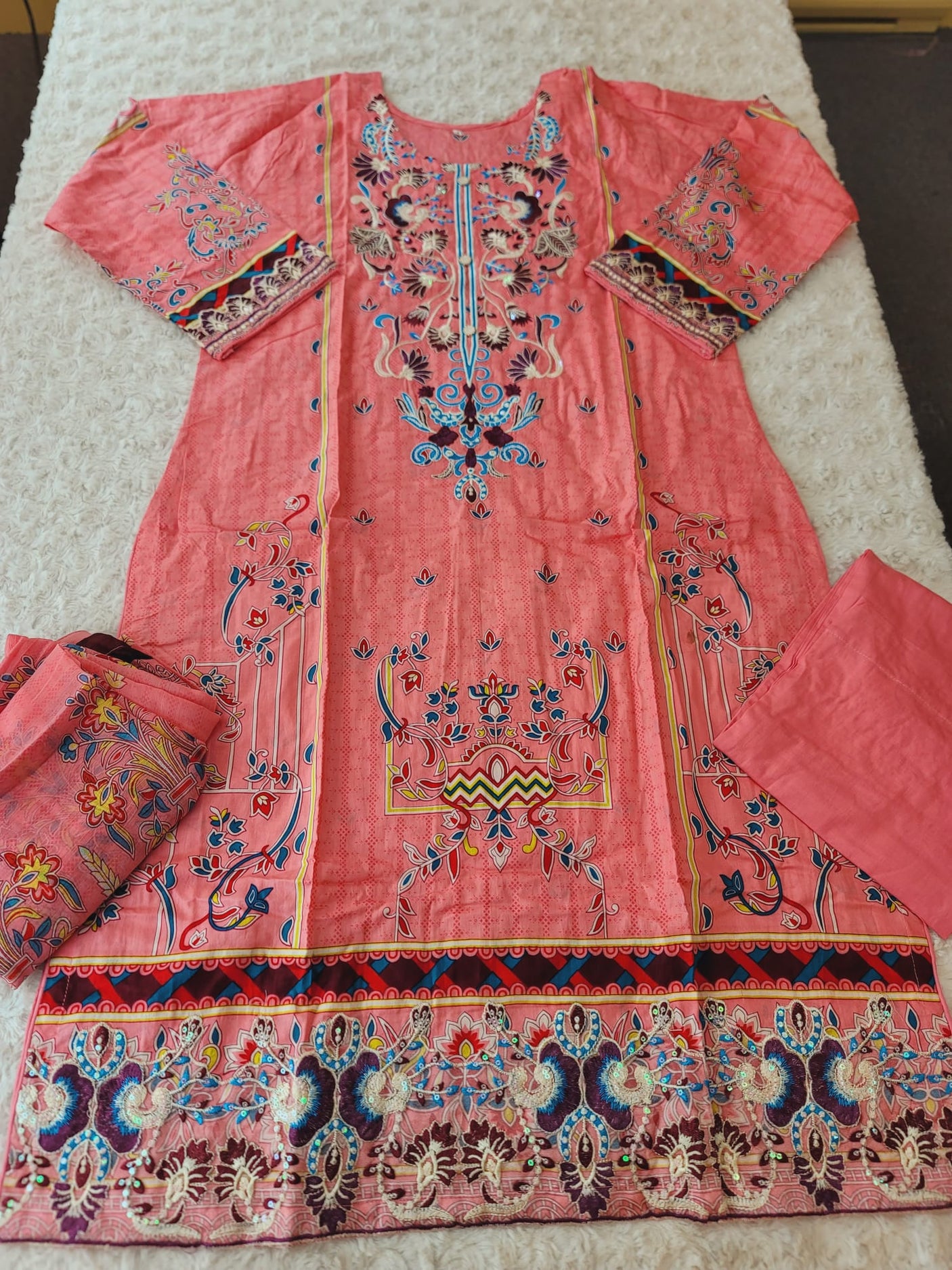 Pakistani Stitched lawn Embroidered Salwar kameez ready to ship