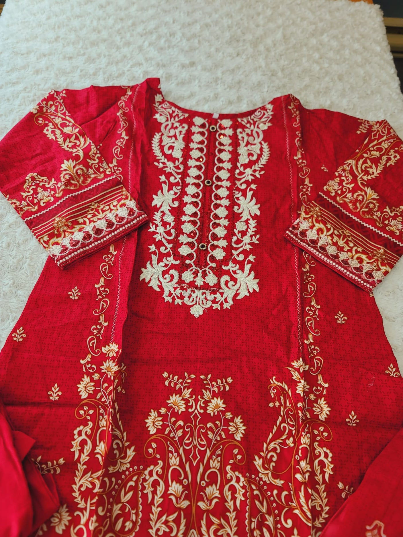 Pakistani Stitched lawn Embroidered Salwar kameez ready to ship