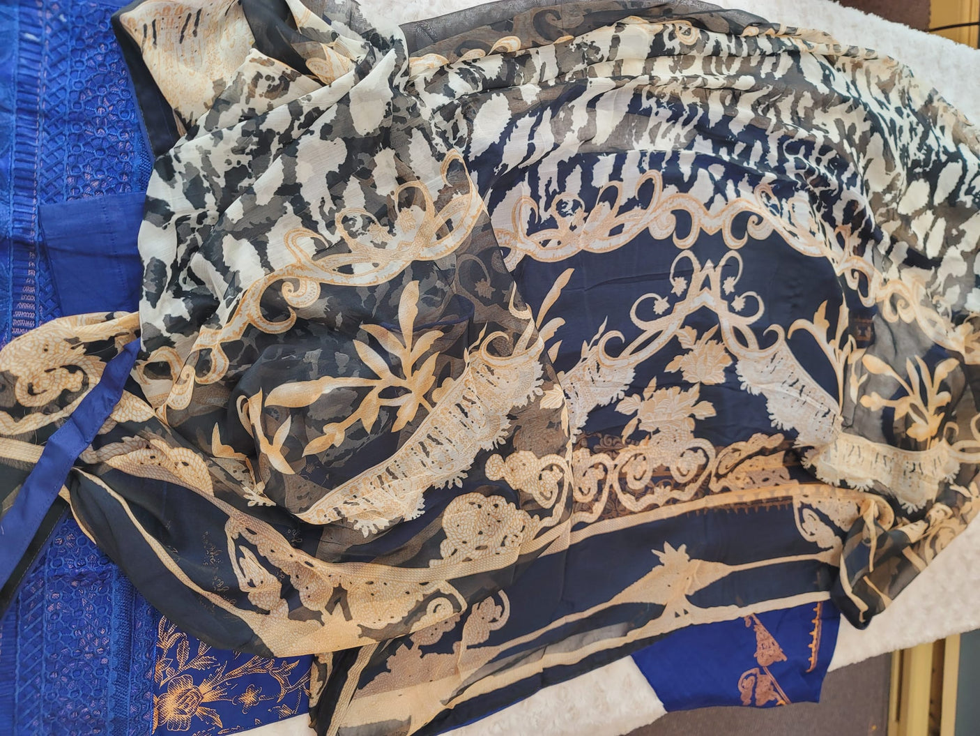 Pakistani Stitched lawn Embroidered Salwar kameez ready to ship