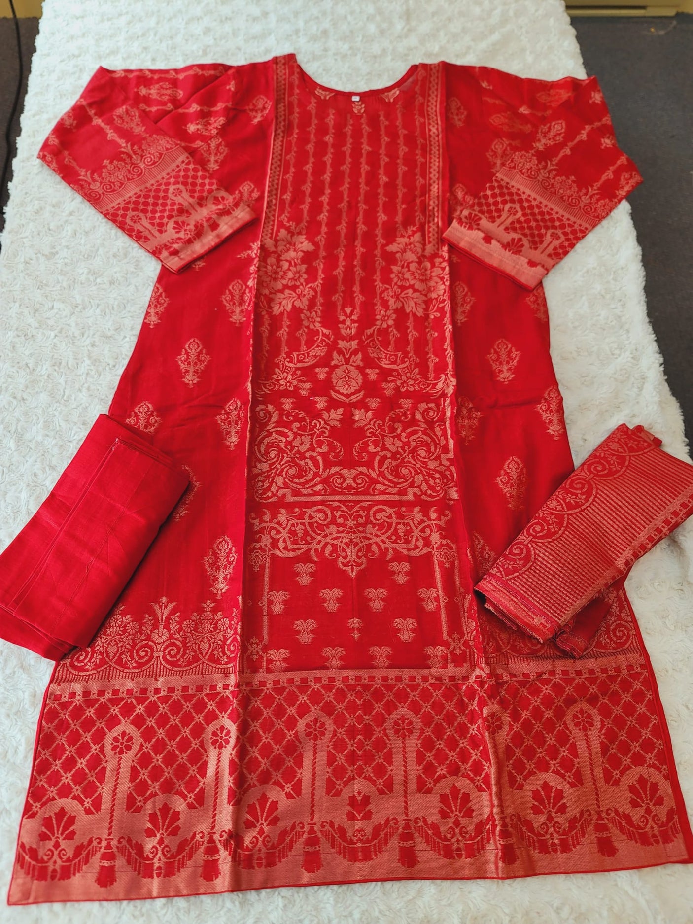 Pakistani Stitched lawn Embroidered Salwar kameez ready to ship