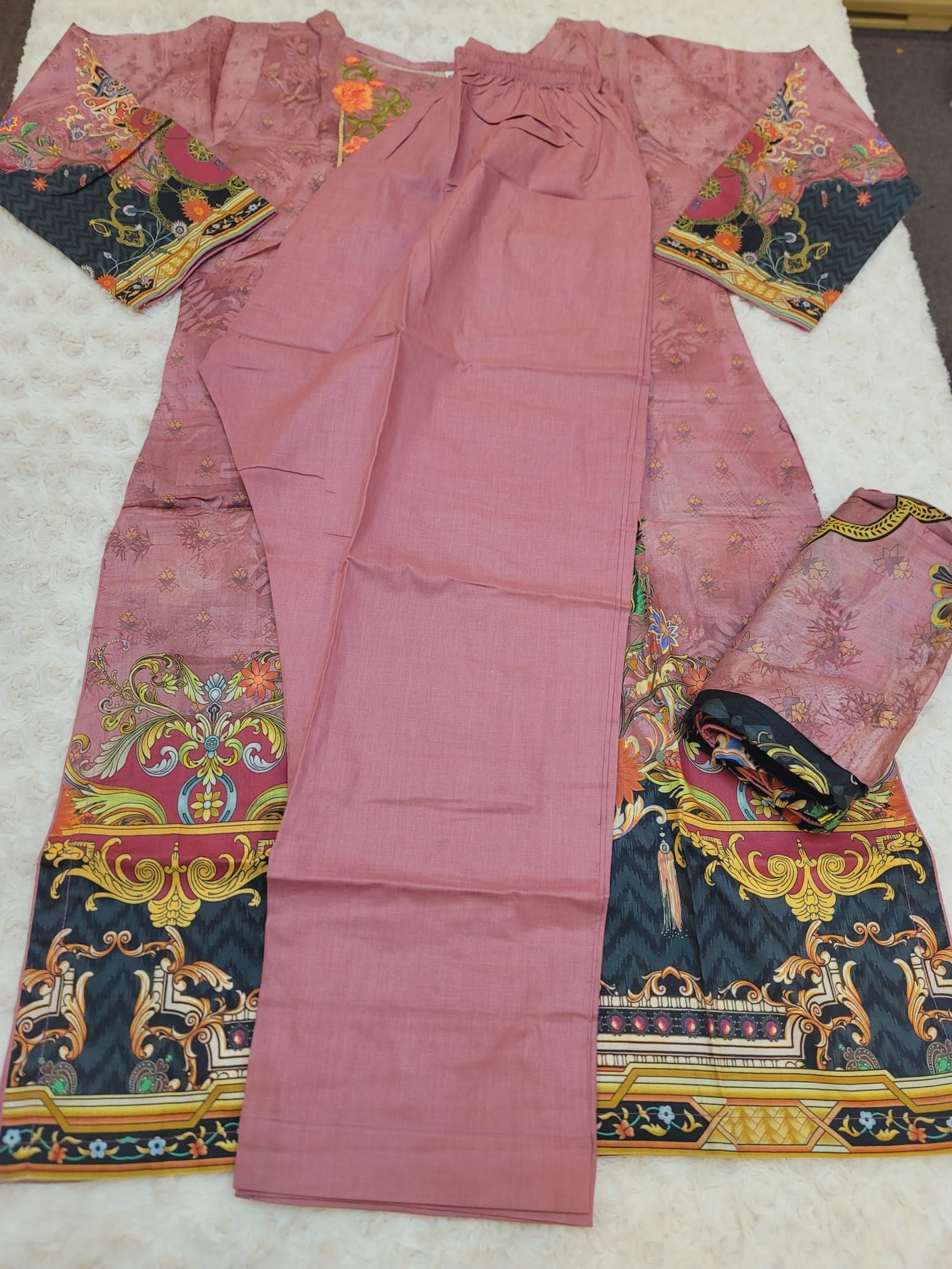 Pakistani Stitched lawn Embroidered Salwar kameez ready to ship