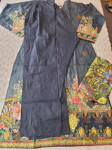 Pakistani Stitched lawn Embroidered Salwar kameez ready to ship