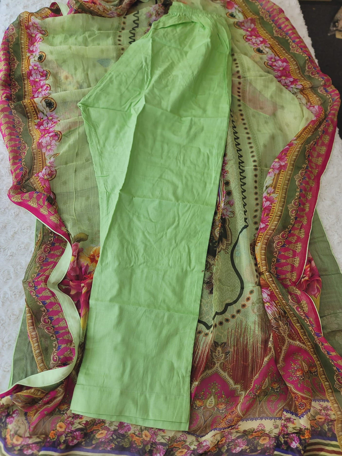 Pakistani Stitched lawn Embroidered Salwar kameez ready to ship