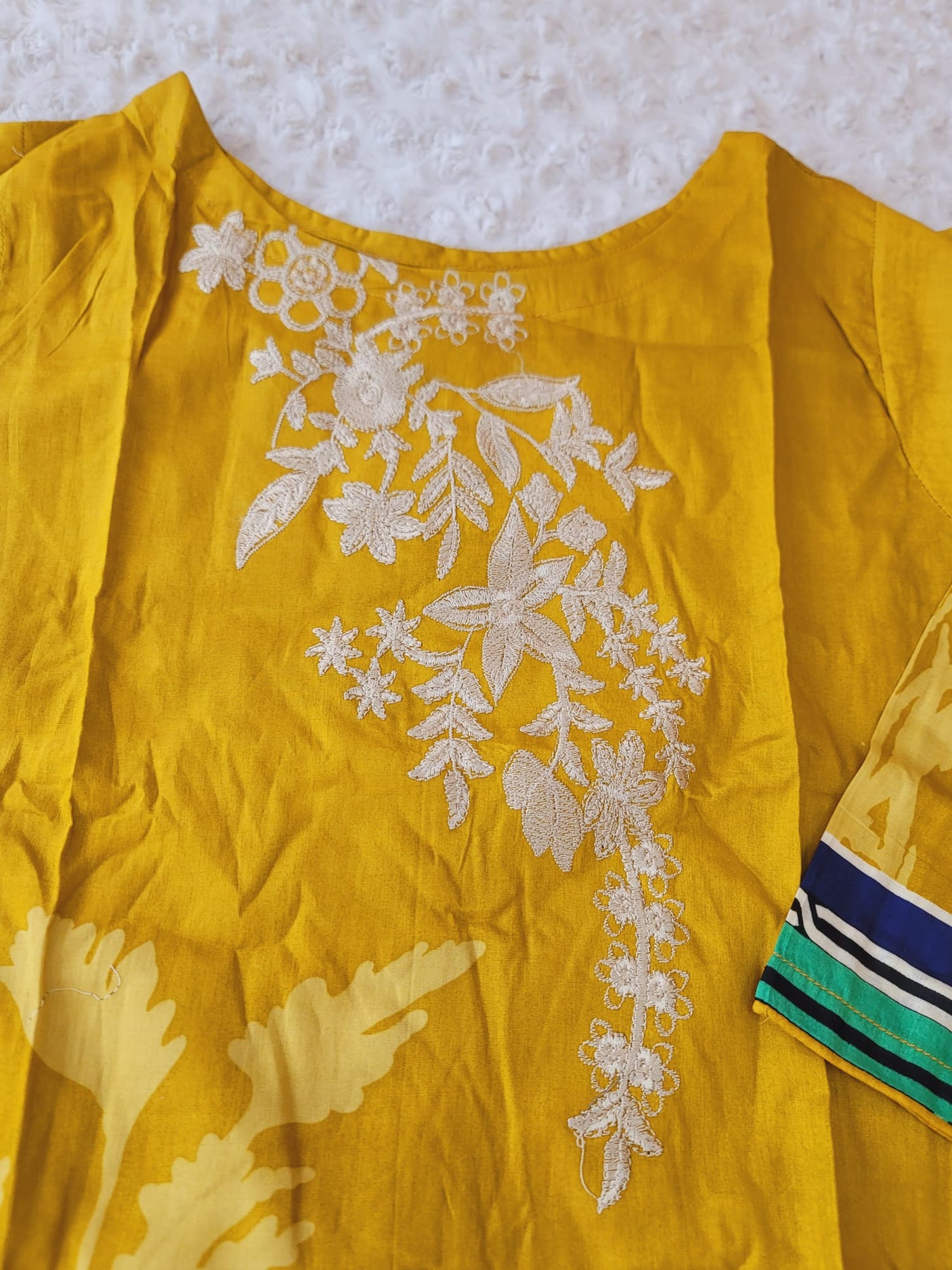 Pakistani Stitched lawn Embroidered Salwar kameez ready to ship