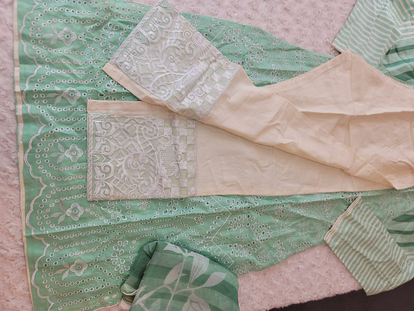 Pakistani Stitched lawn Embroidered Salwar kameez ready to ship