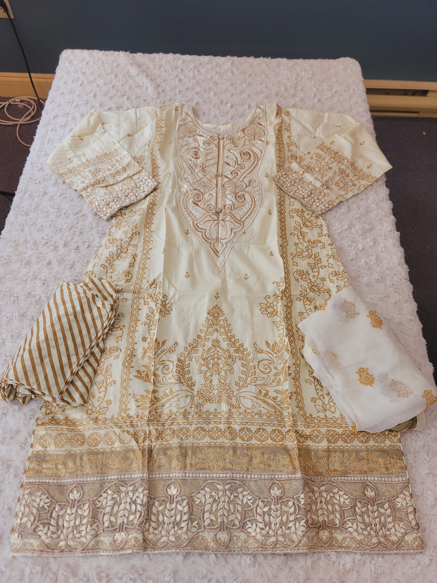 Pakistani Stitched lawn Embroidered Salwar kameez ready to ship