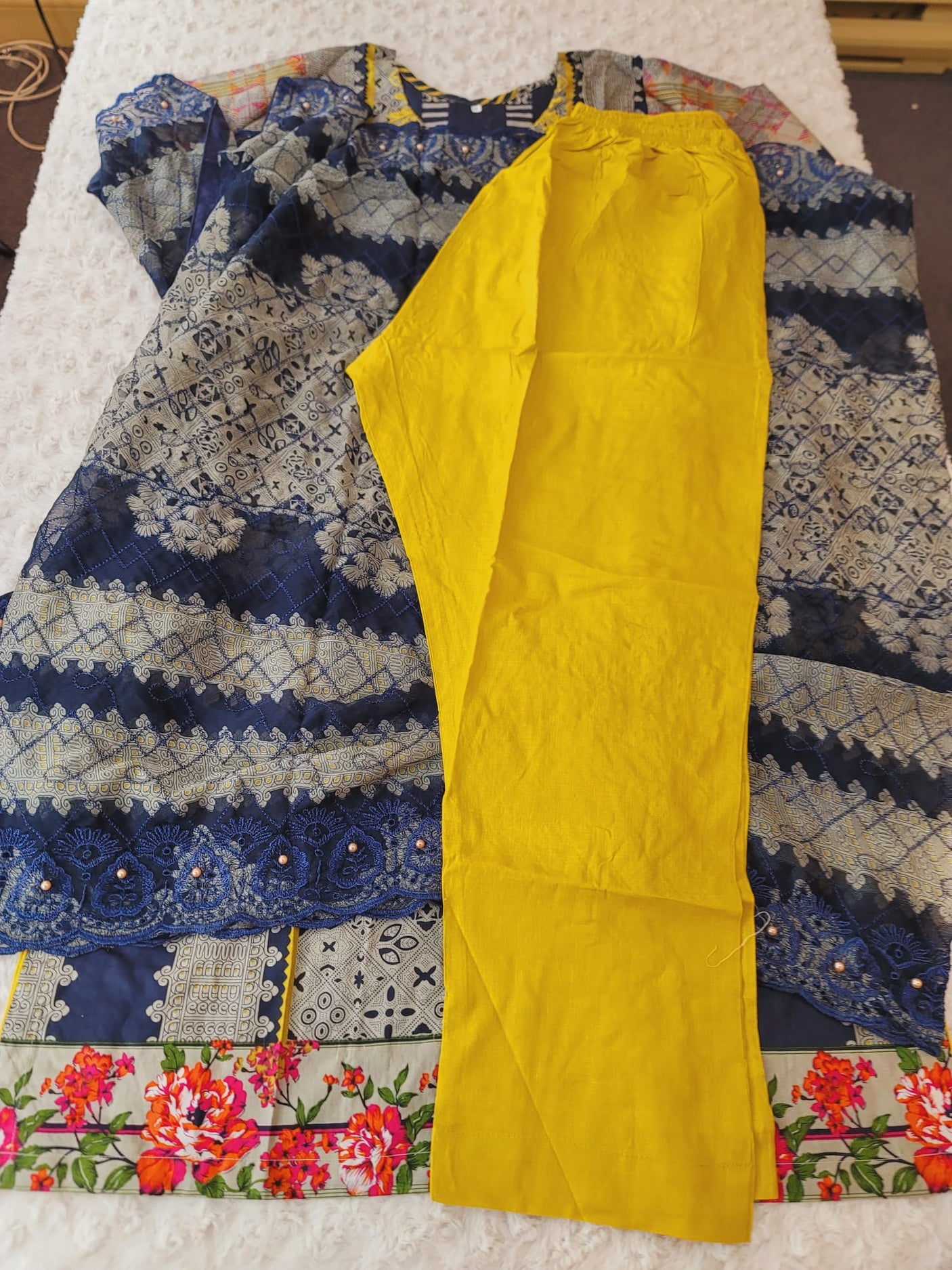 Pakistani Stitched lawn Embroidered Salwar kameez ready to ship