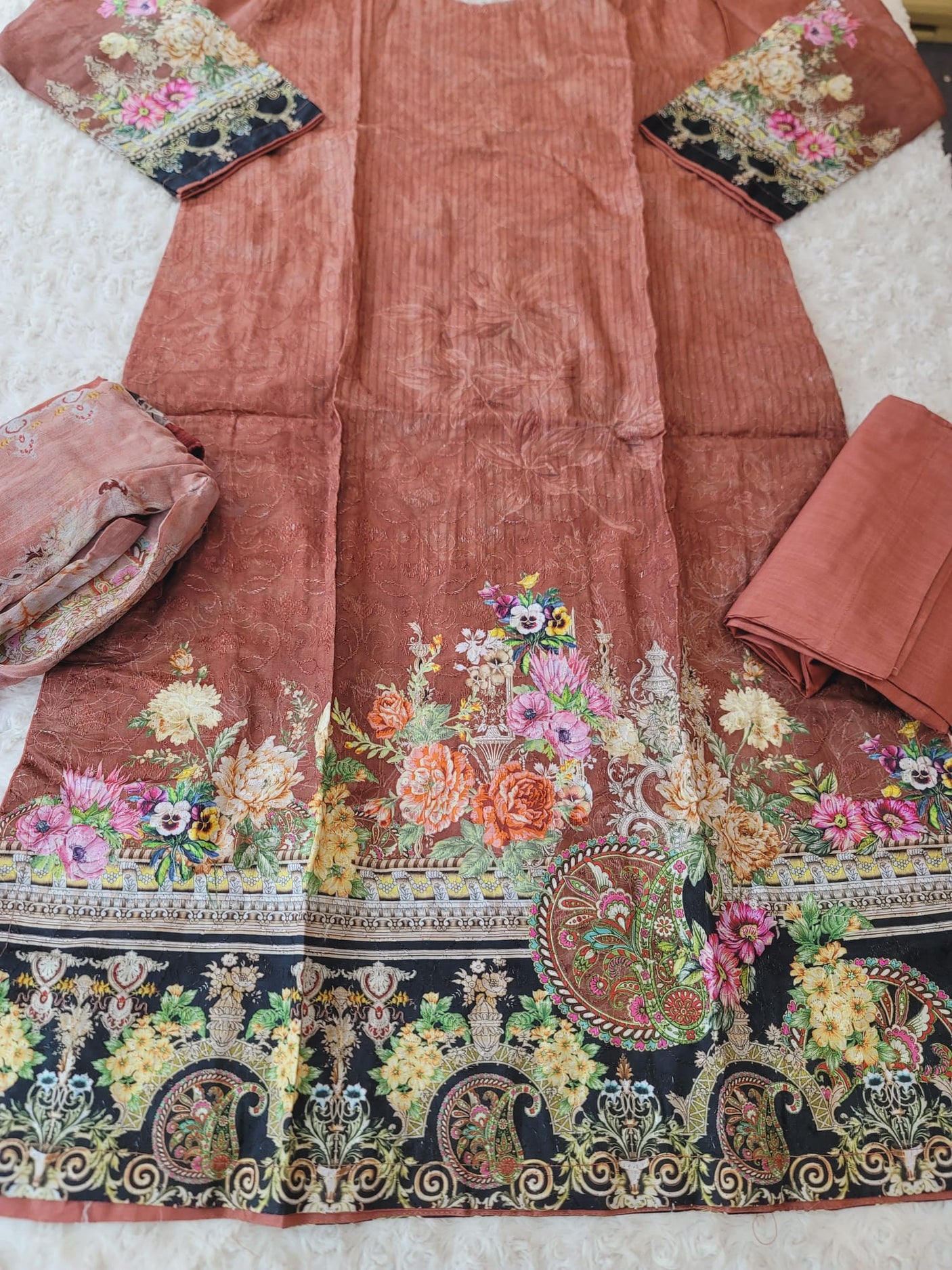 Pakistani Stitched lawn Embroidered Salwar kameez ready to ship