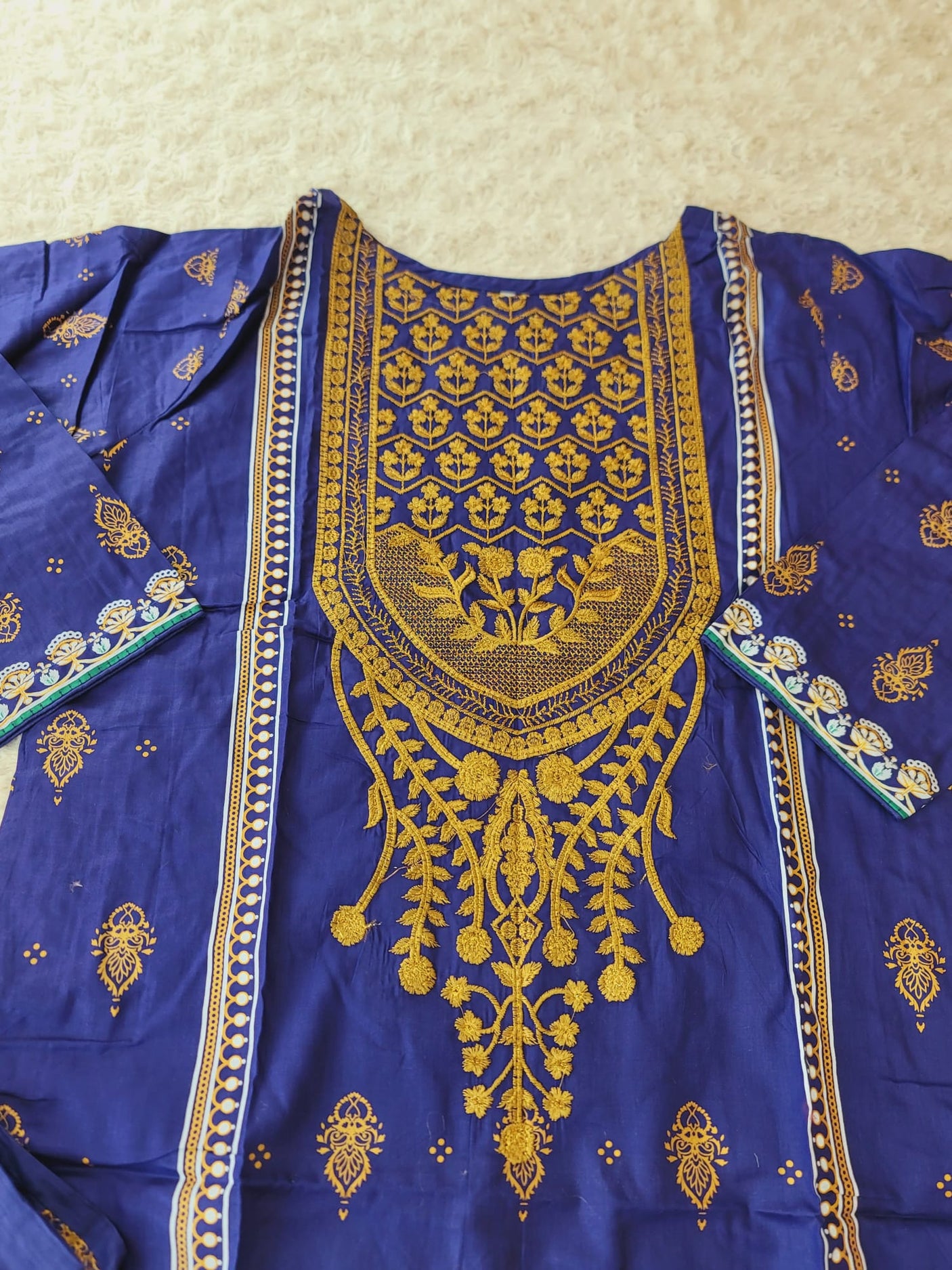 Pakistani Stitched lawn Embroidered Salwar kameez ready to ship