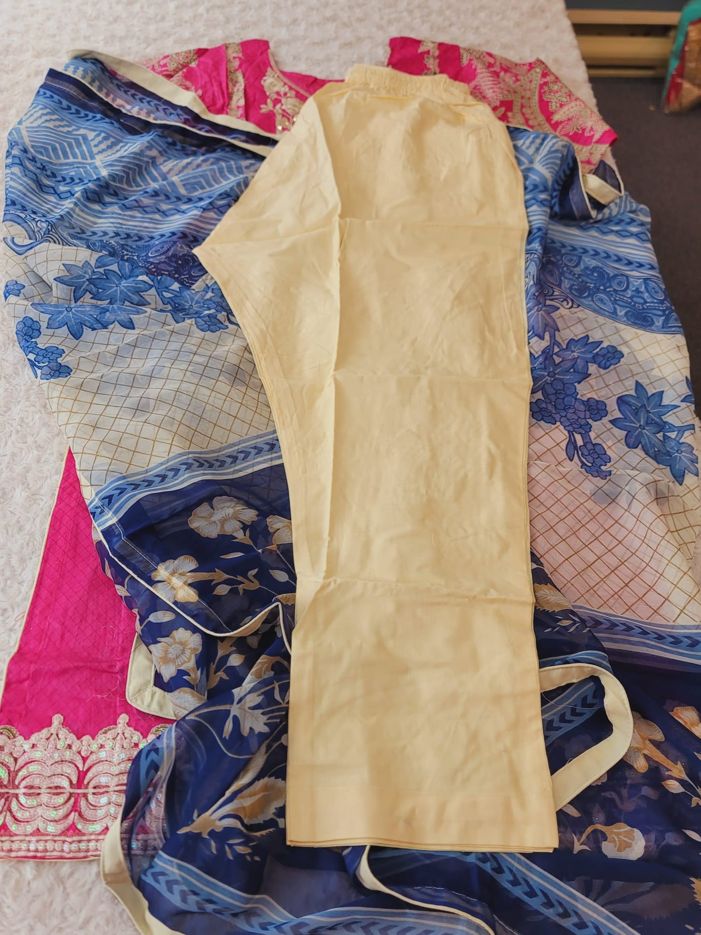 Pakistani Stitched lawn Embroidered Salwar kameez ready to ship