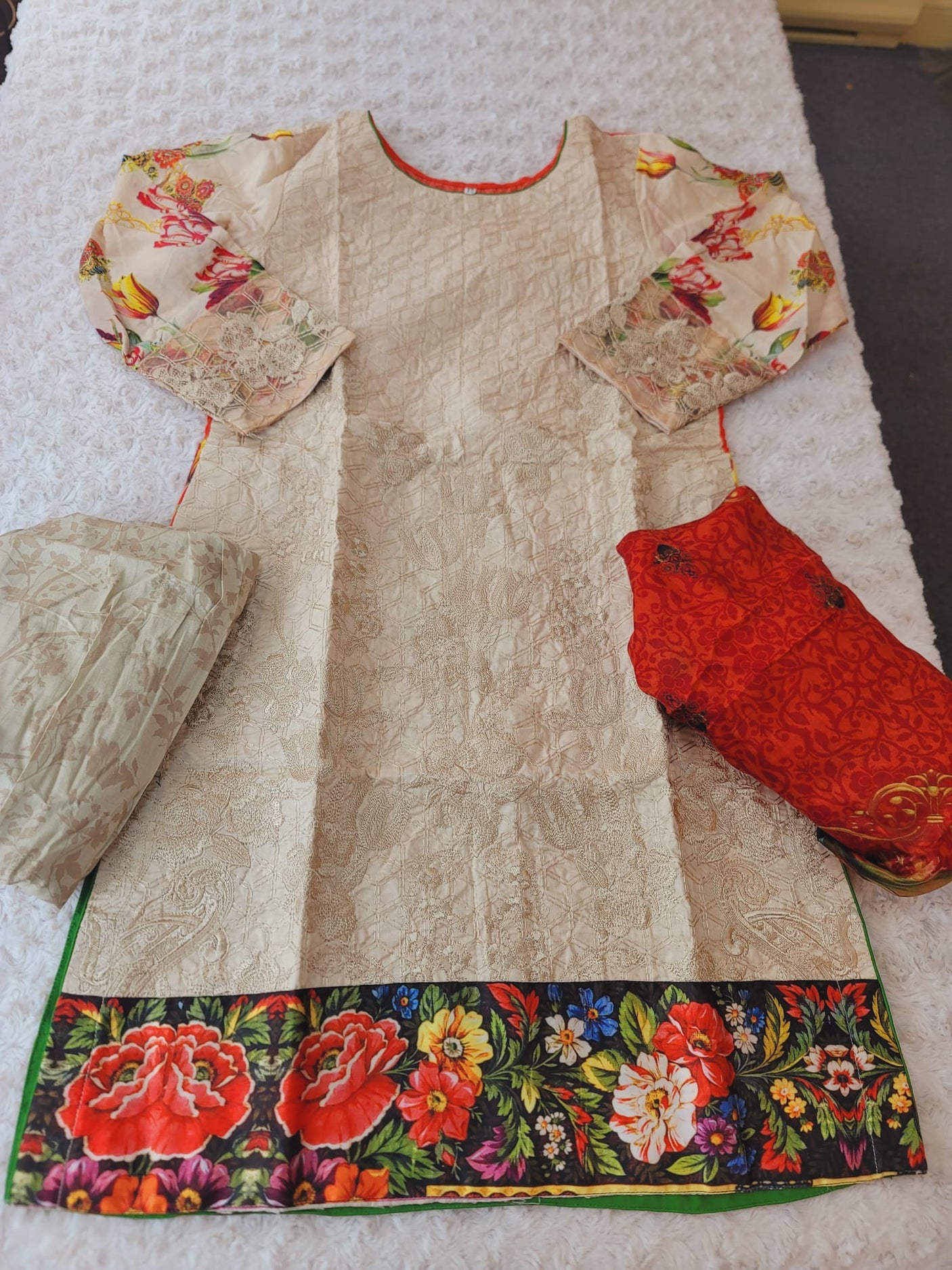 Pakistani Stitched lawn Embroidered Salwar kameez ready to ship