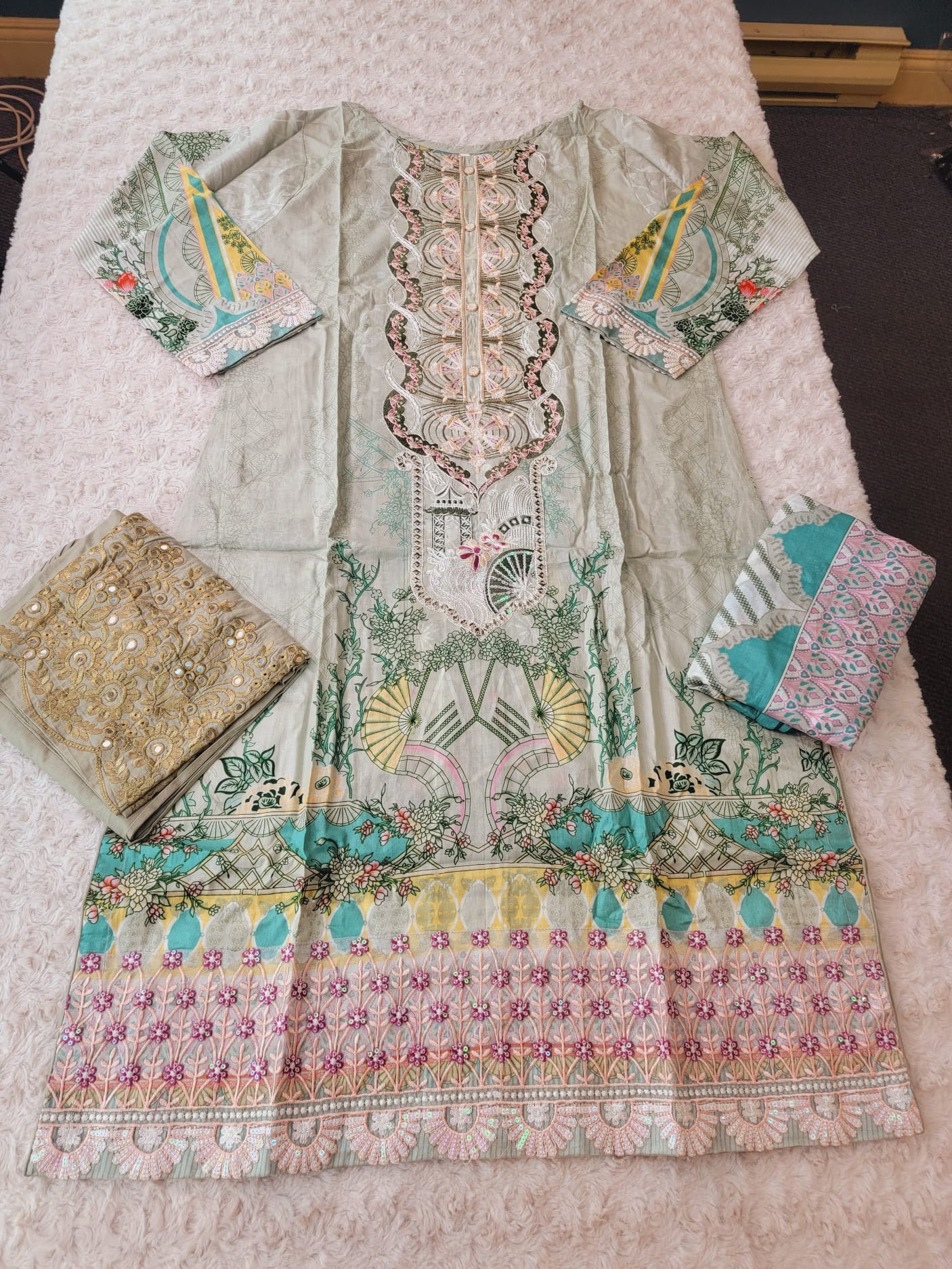 Pakistani Stitched lawn Embroidered Salwar kameez ready to ship