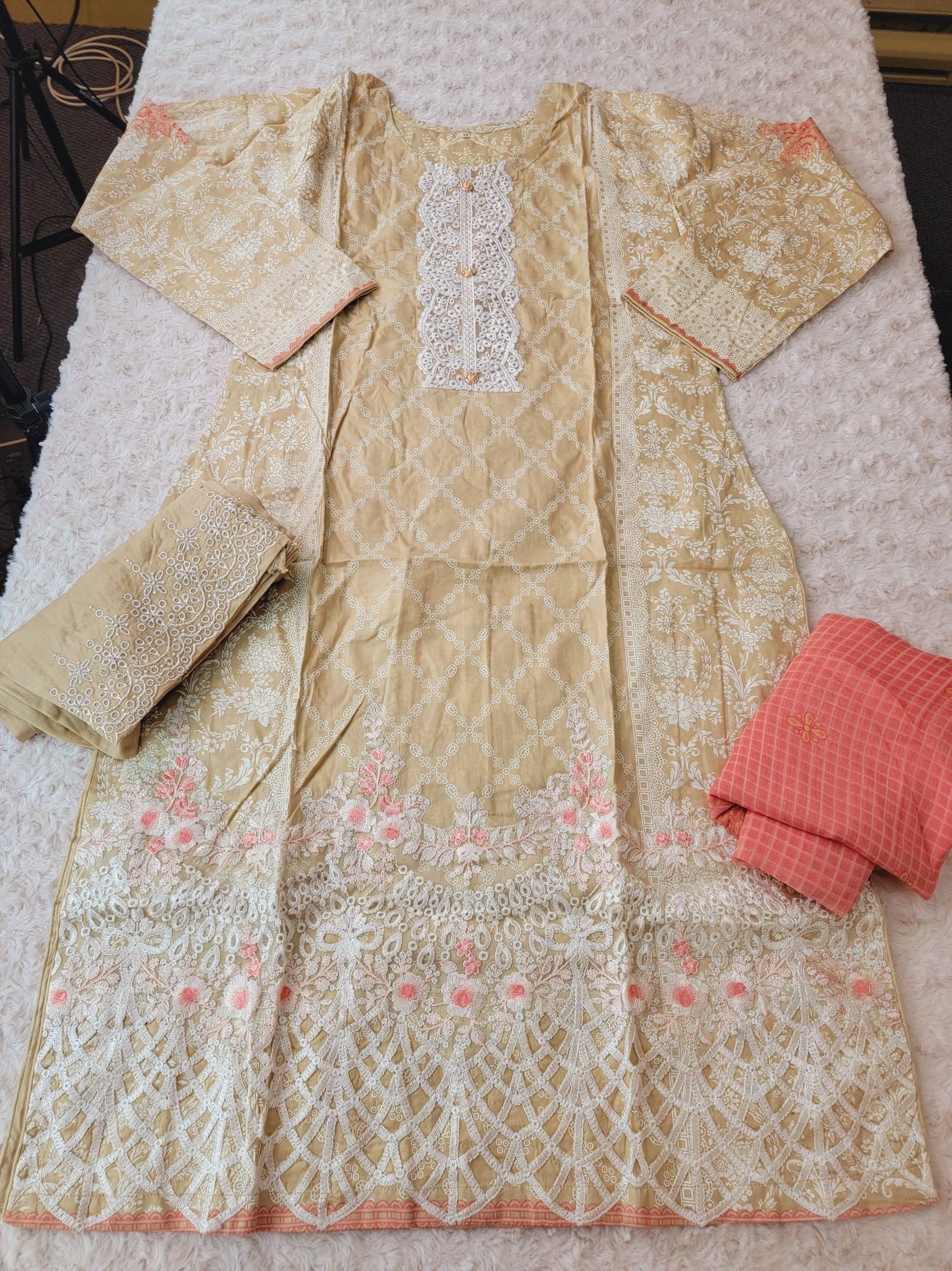 Pakistani Stitched lawn Embroidered Salwar kameez ready to ship