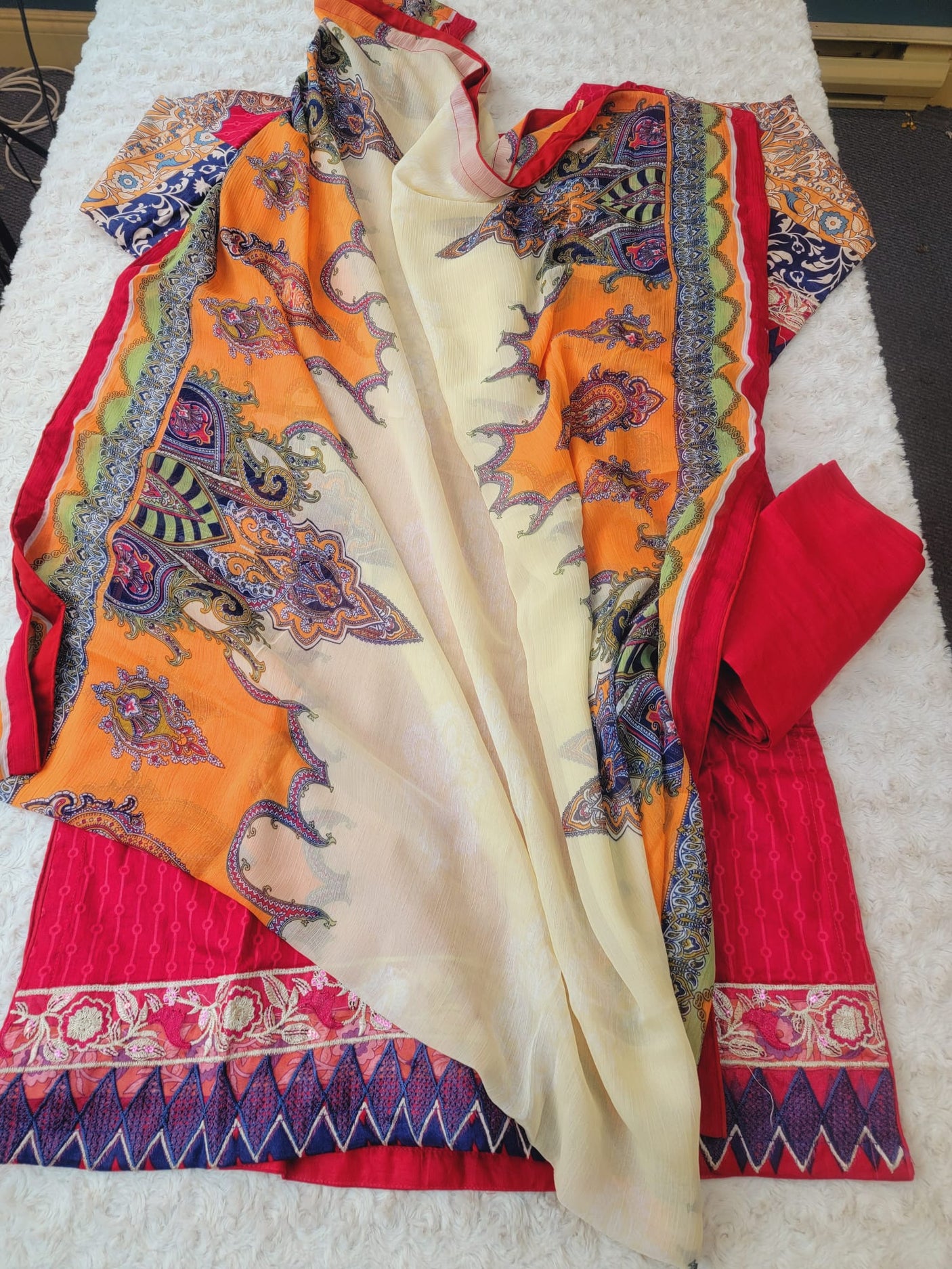 Pakistani Stitched lawn Embroidered Salwar kameez ready to ship