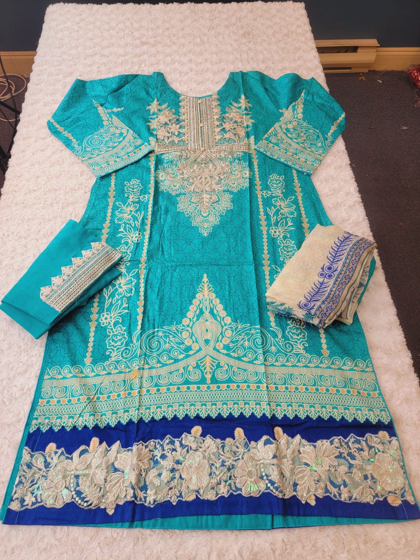 Pakistani Stitched lawn Embroidered Salwar kameez ready to ship