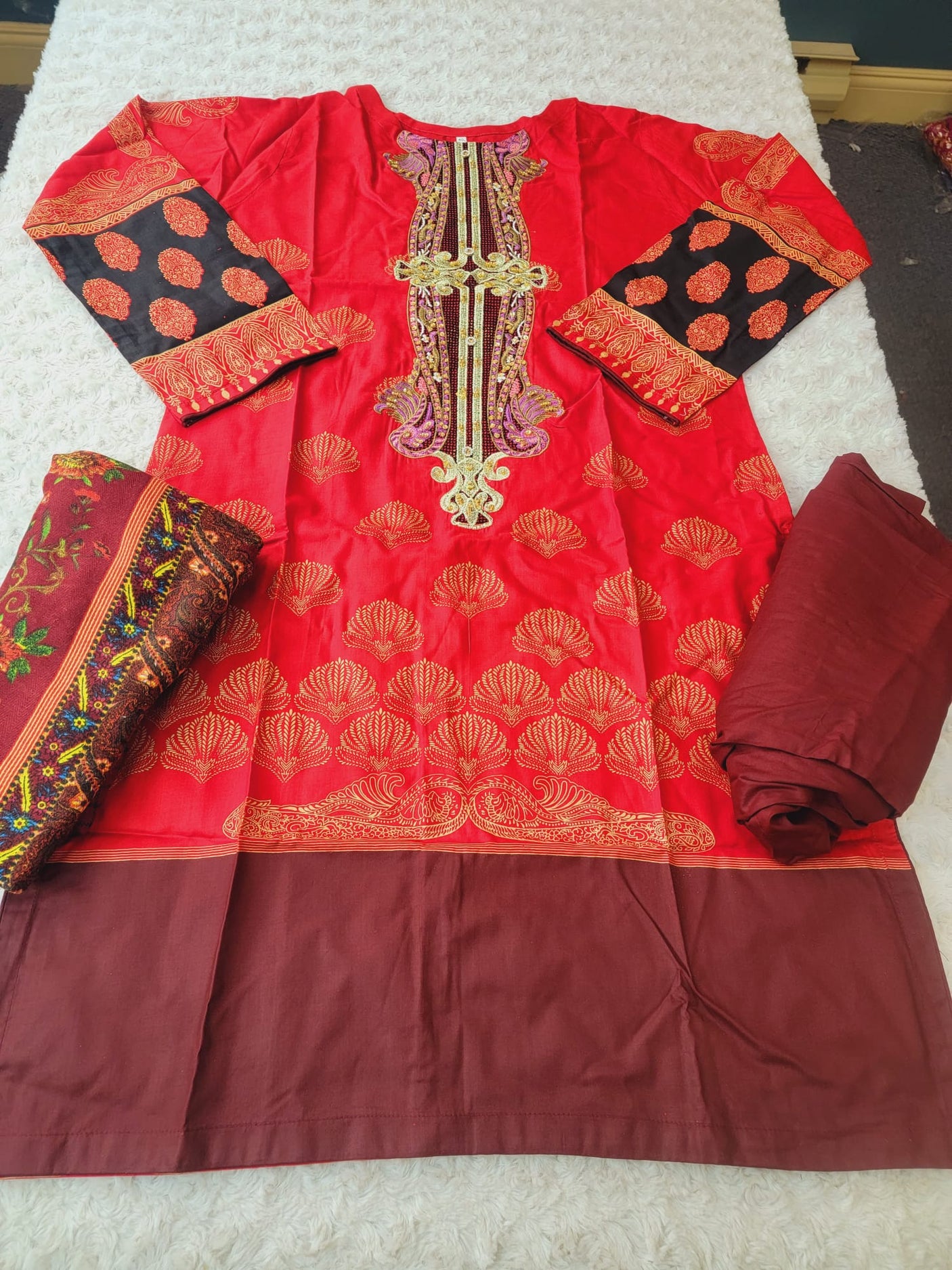 Pakistani linen Embroidered Salwar kameez Ready To Ship