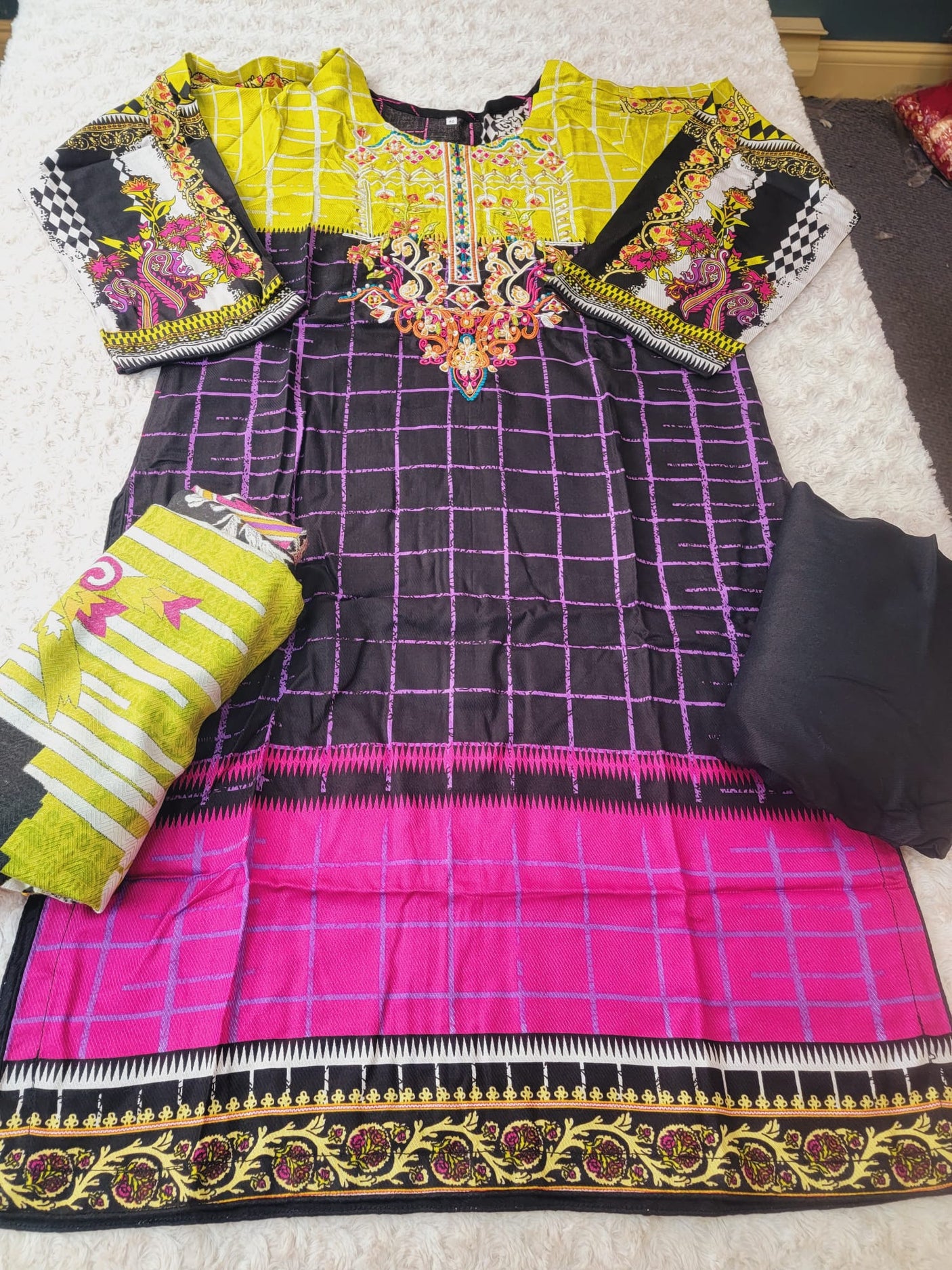 Pakistani linen Embroidered Salwar kameez Ready To Ship