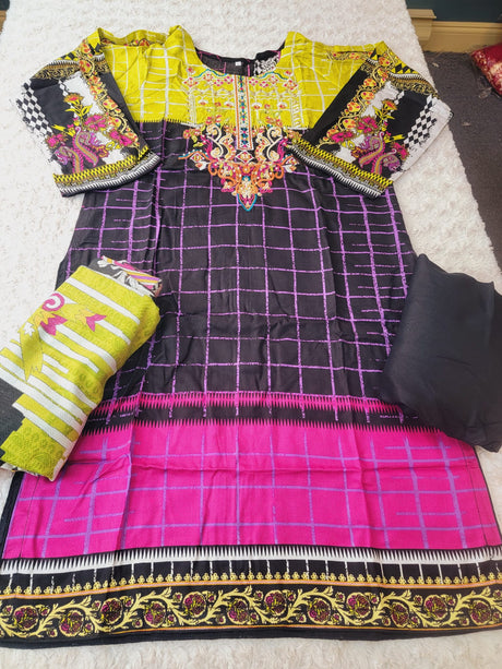 Pakistani linen Embroidered Salwar kameez Ready To Ship