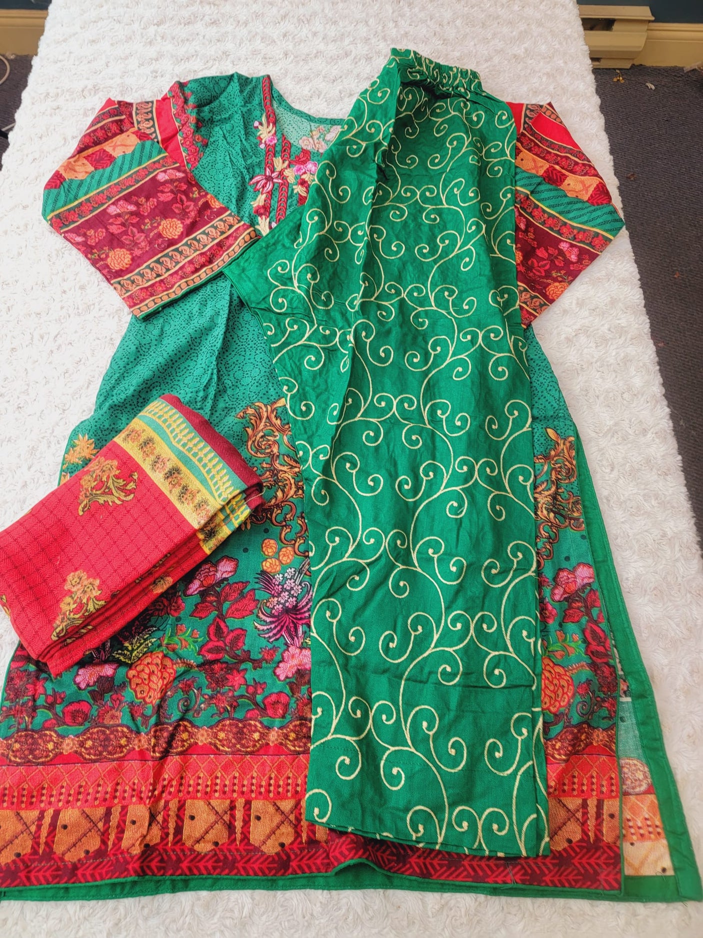 Pakistani linen Embroidered Salwar kameez Ready To Ship