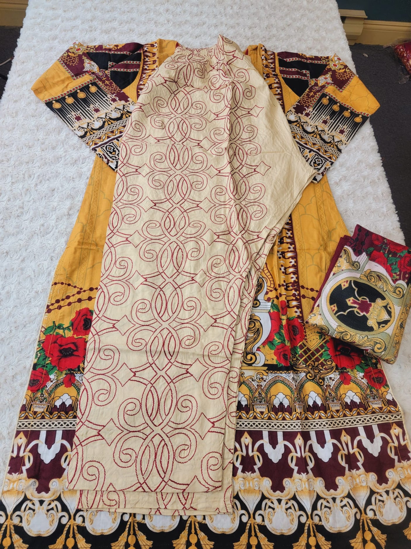 Pakistani linen Embroidered Salwar kameez Ready To Ship