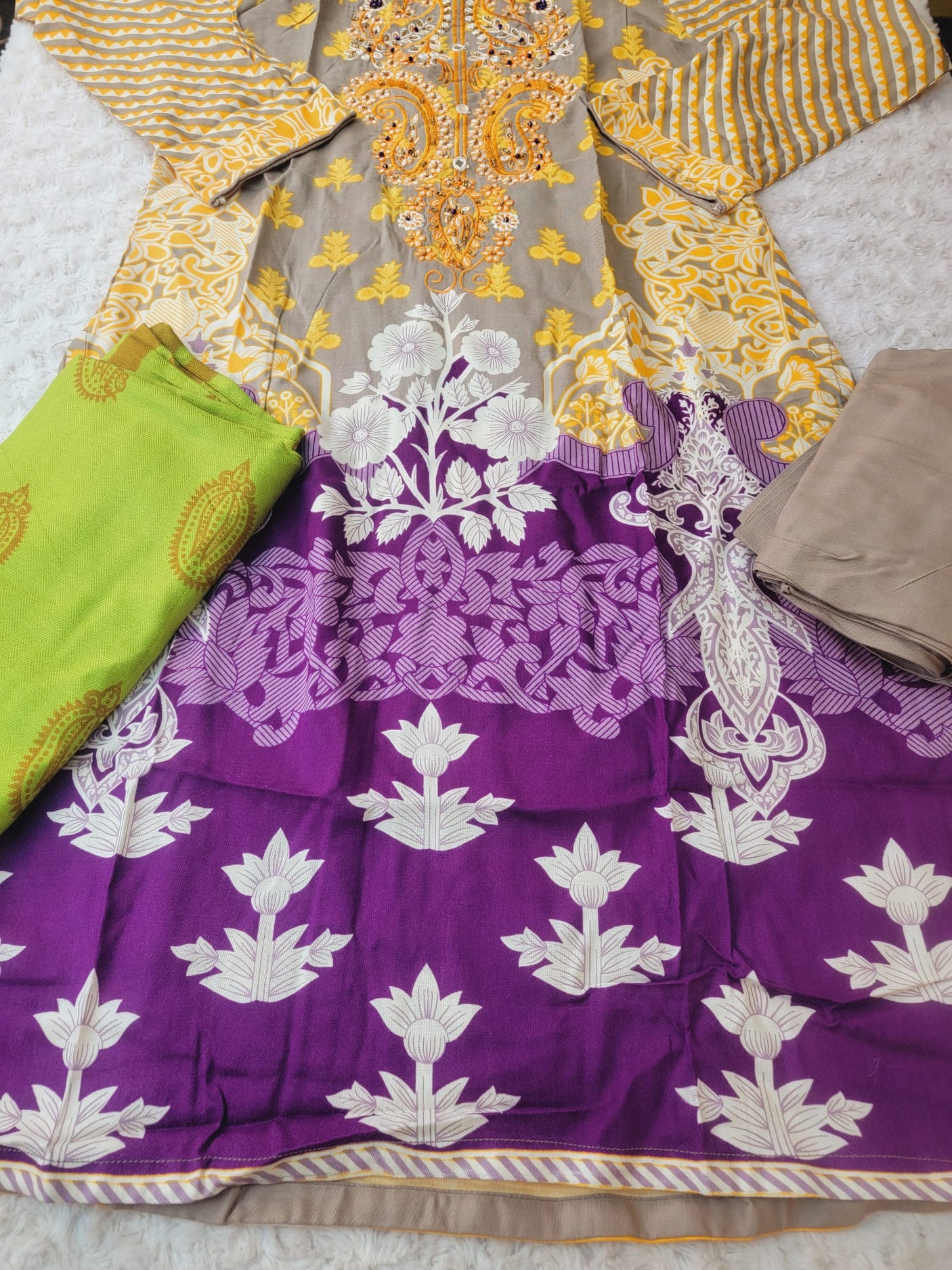 Pakistani linen Embroidered Salwar kameez Ready To Ship