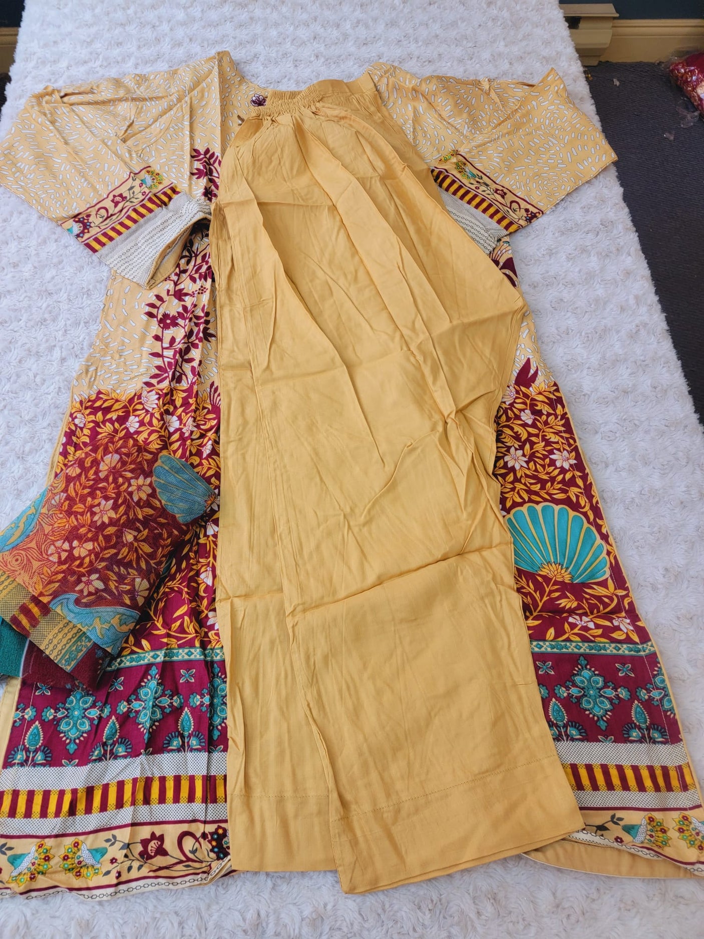 Pakistani linen Embroidered Salwar kameez Ready To Ship