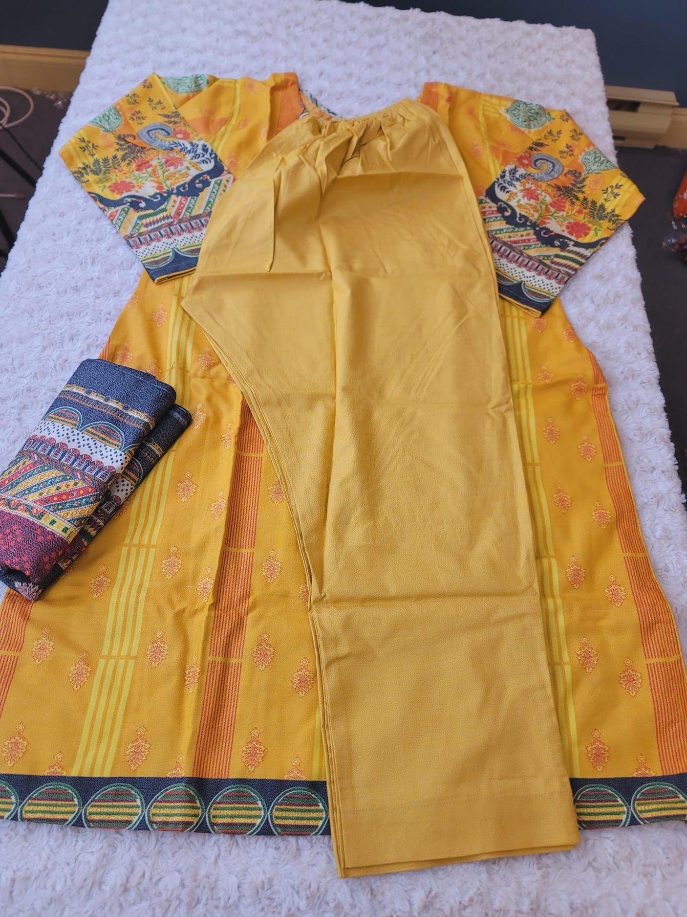 Pakistani linen Embroidered Salwar kameez Ready To Ship