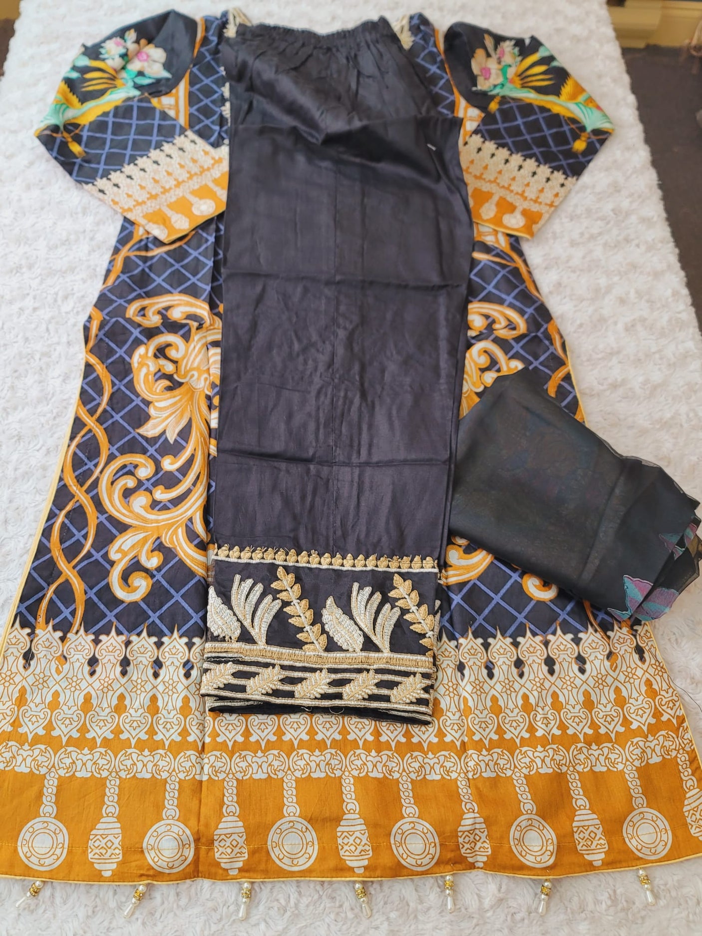 Pakistani Stitched lawn Embroidered Salwar kameez ready to ship