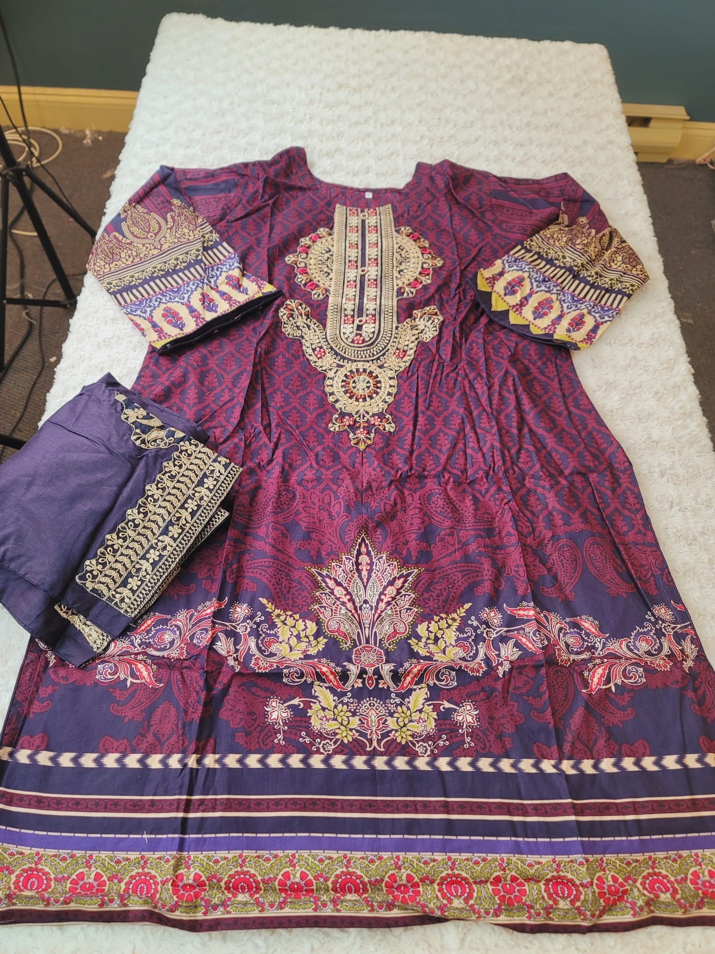 Pakistani Stitched lawn Embroidered Salwar kameez ready to ship