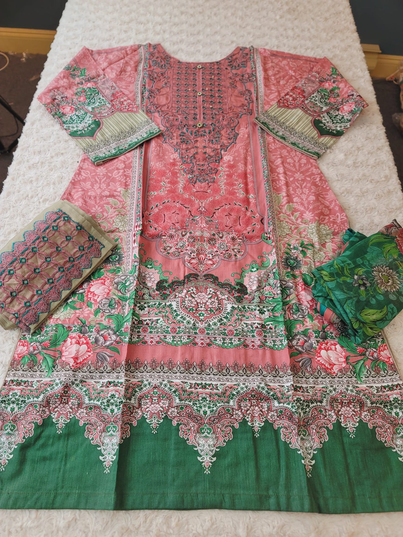 Pakistani lawn Embroidered Salwar kameez Ready To Ship
