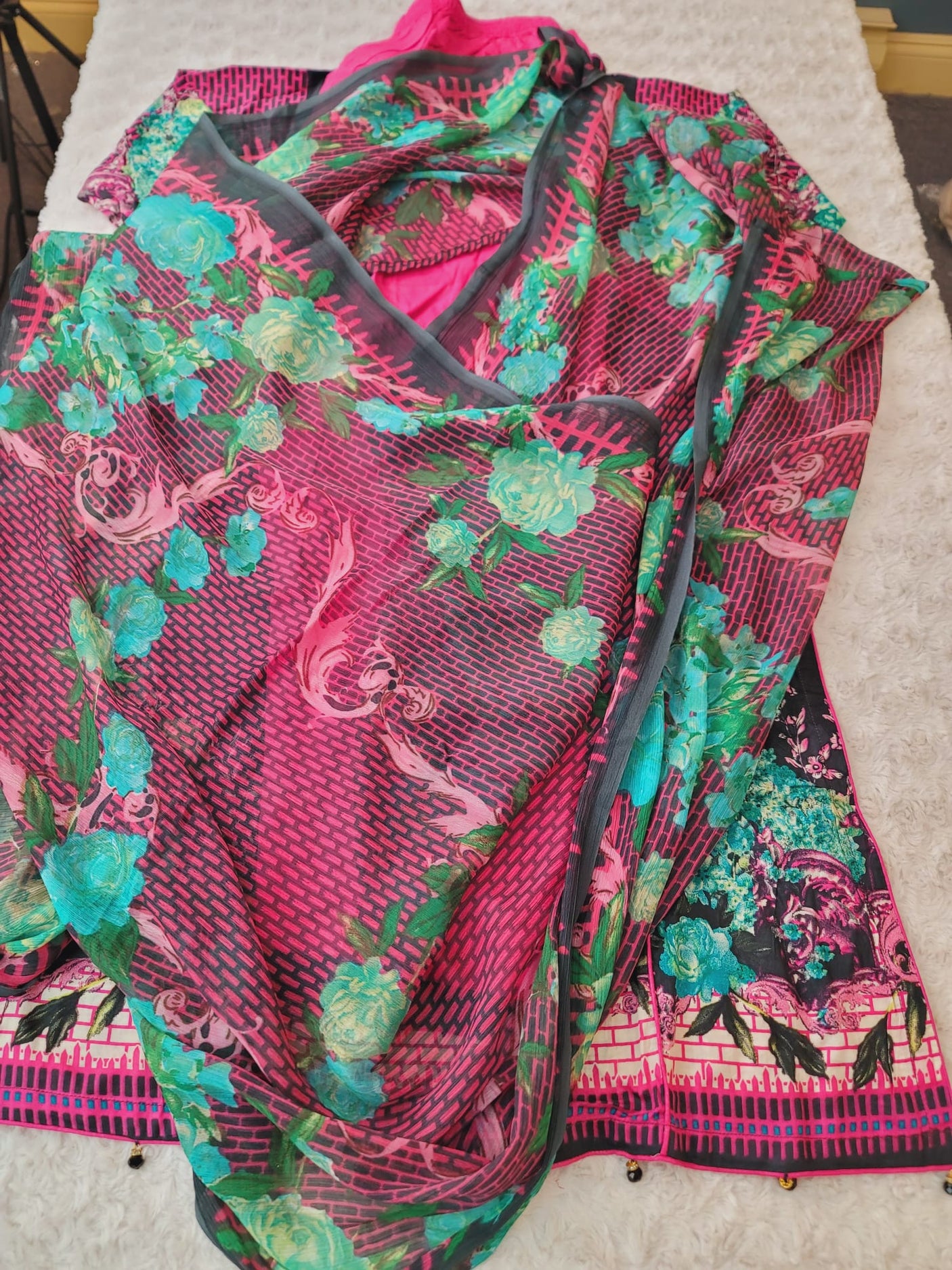 Pakistani Stitched lawn Embroidered Salwar kameez ready to ship