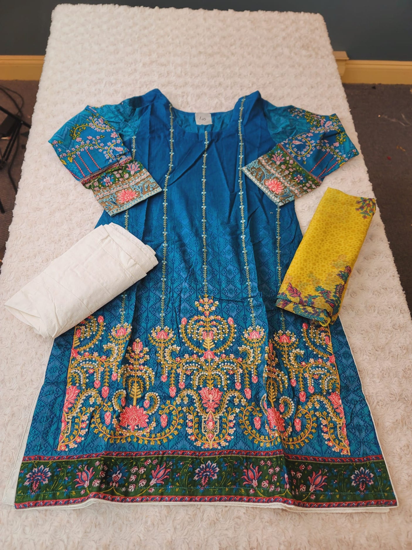 Pakistani lawn Embroidered Salwar kameez Ready To Ship