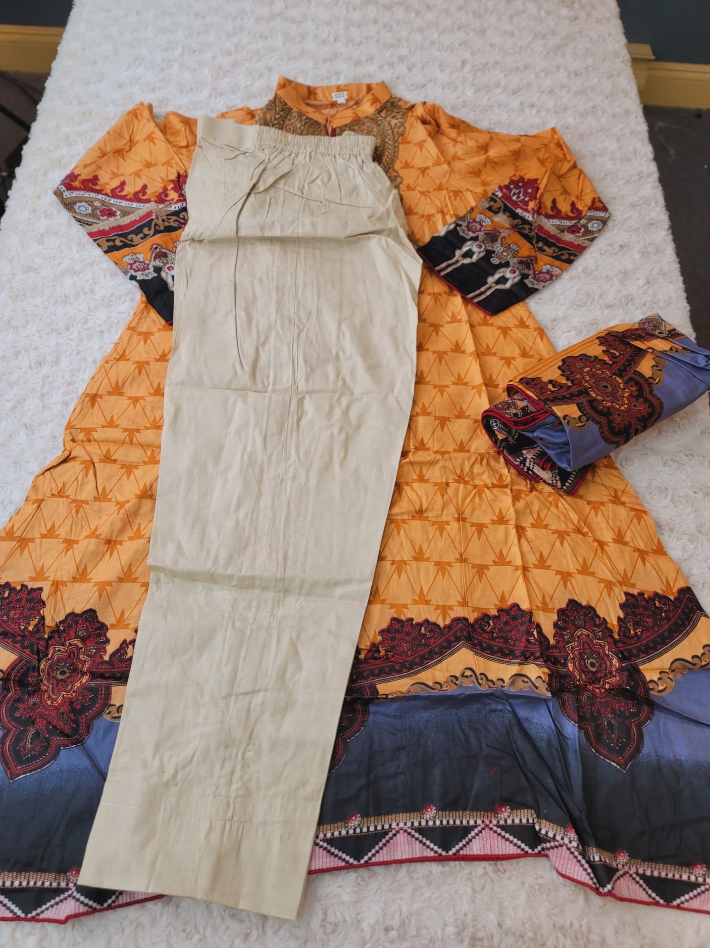 Pakistani lawn Embroidered Salwar kameez Ready To Ship