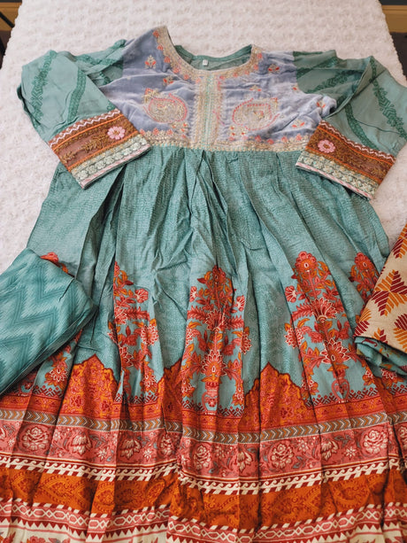 Pakistani linen Embroidered Salwar kameez Ready To Ship