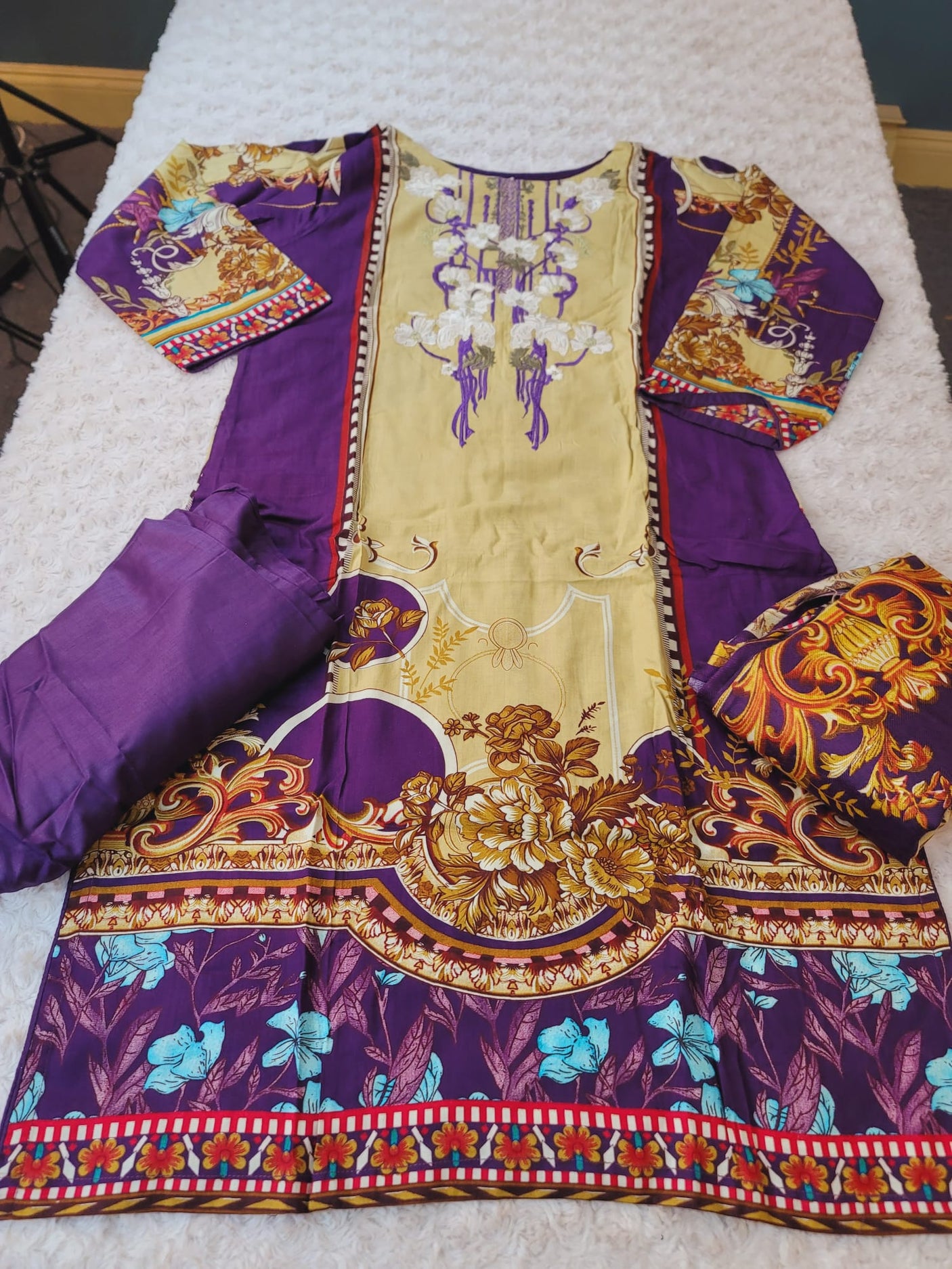 Pakistani linen Embroidered Salwar kameez Ready To Ship