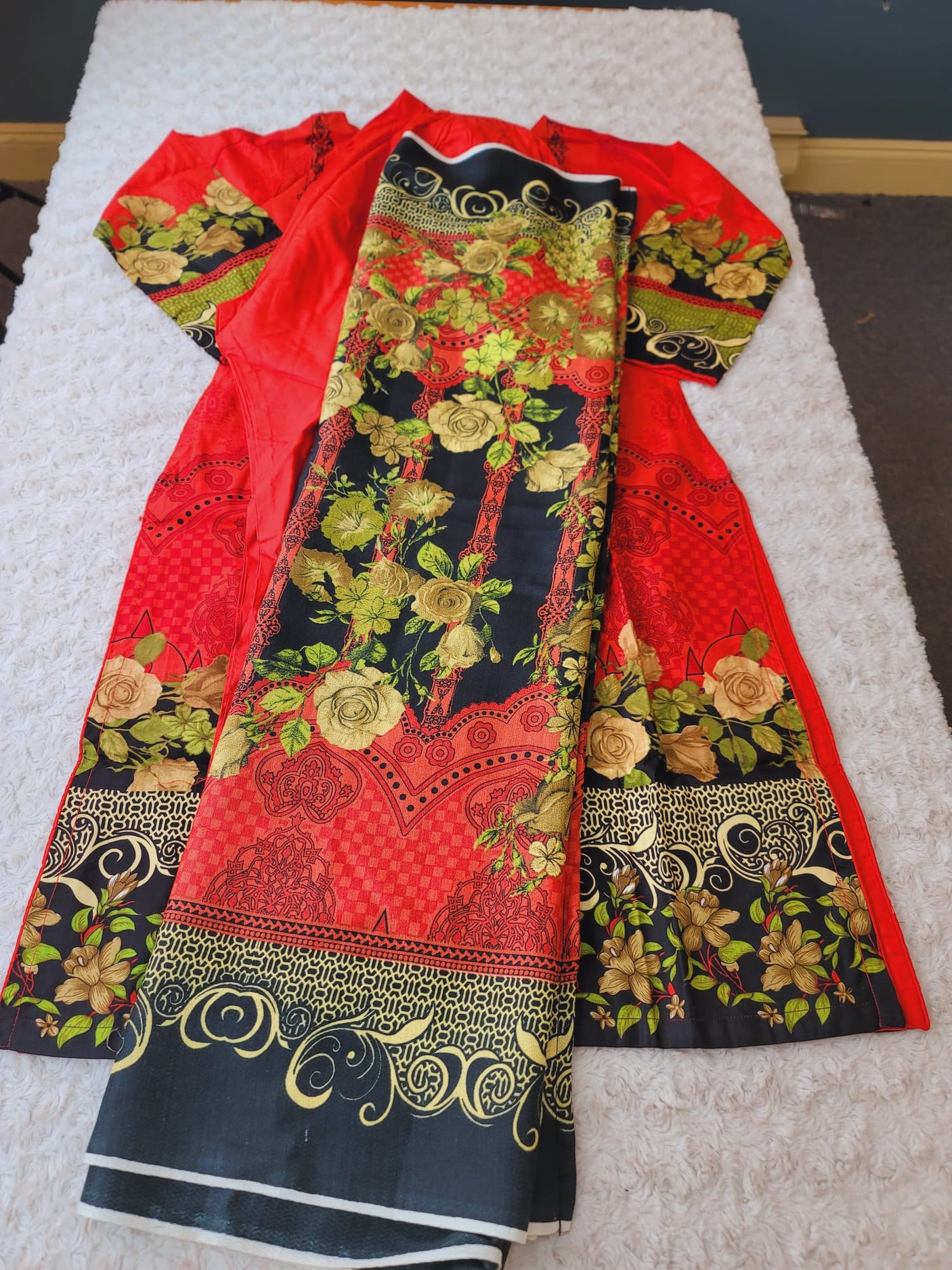 Pakistani linen Embroidered Salwar kameez Ready To Ship
