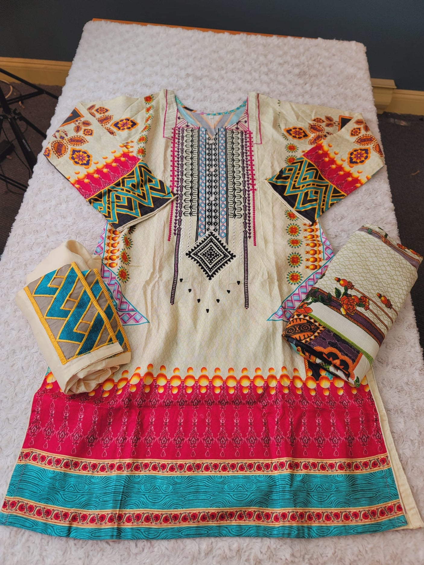 Pakistani linen Embroidered Salwar kameez Ready To Ship