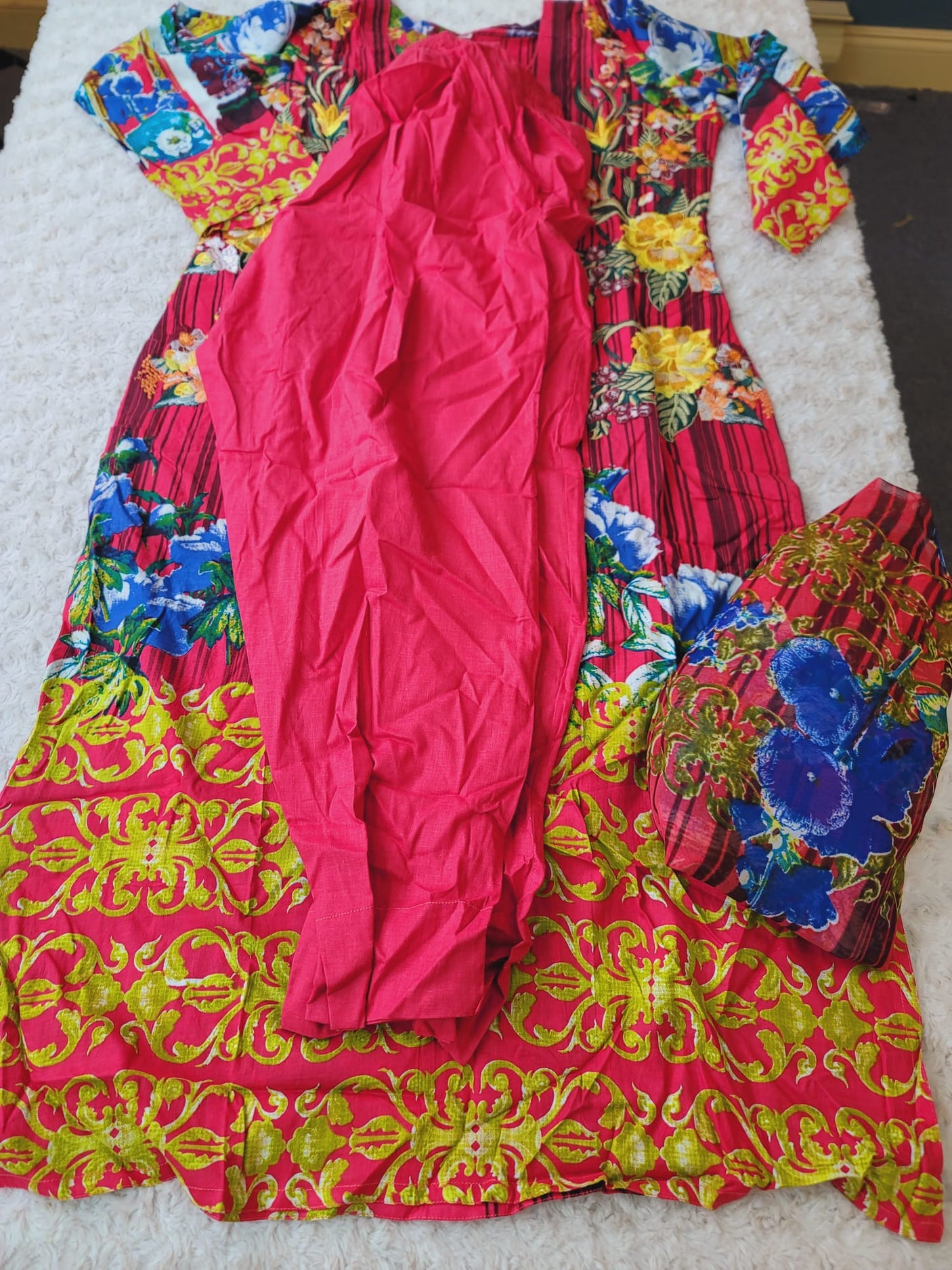 Pakistani Stitched lawn Embroidered Salwar kameez ready to ship