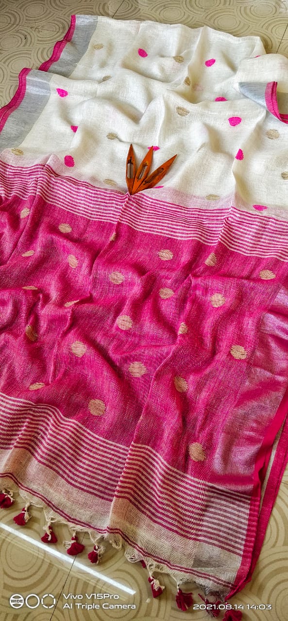 ▪️Handloom linen Saree  ▪️Linen by linen Ball Butta Work  ▪️Best quality assured  ▪️With blouse piece attached