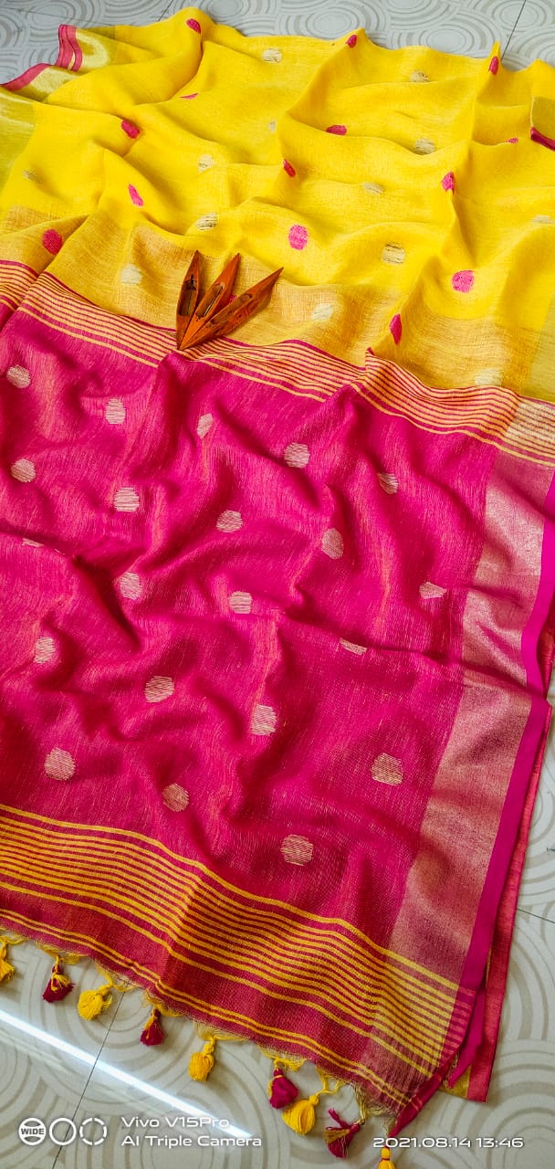 ▪️Handloom linen Saree  ▪️Linen by linen Ball Butta Work  ▪️Best quality assured  ▪️With blouse piece attached