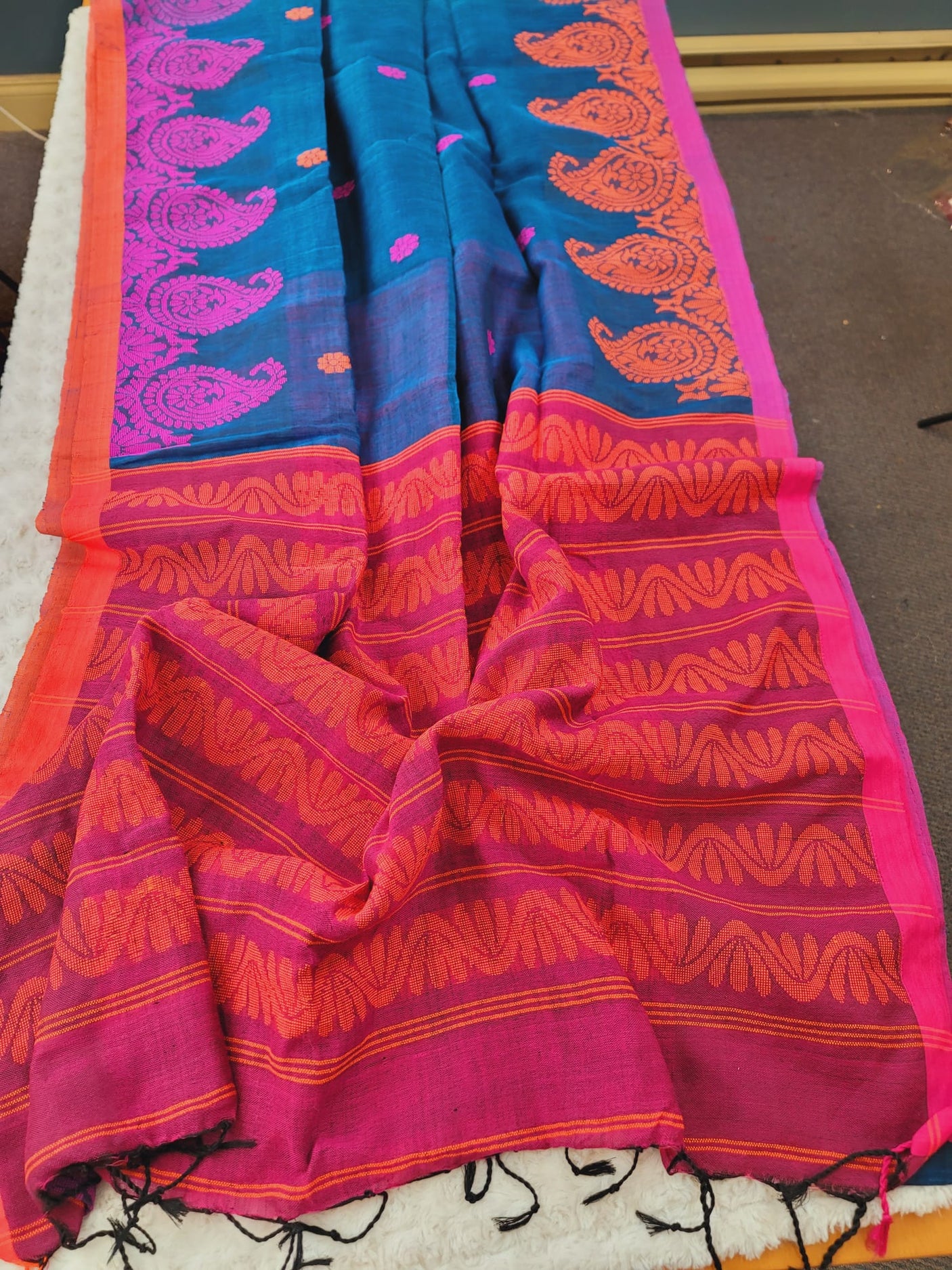 Khadi lilen saree with running blouse pc
