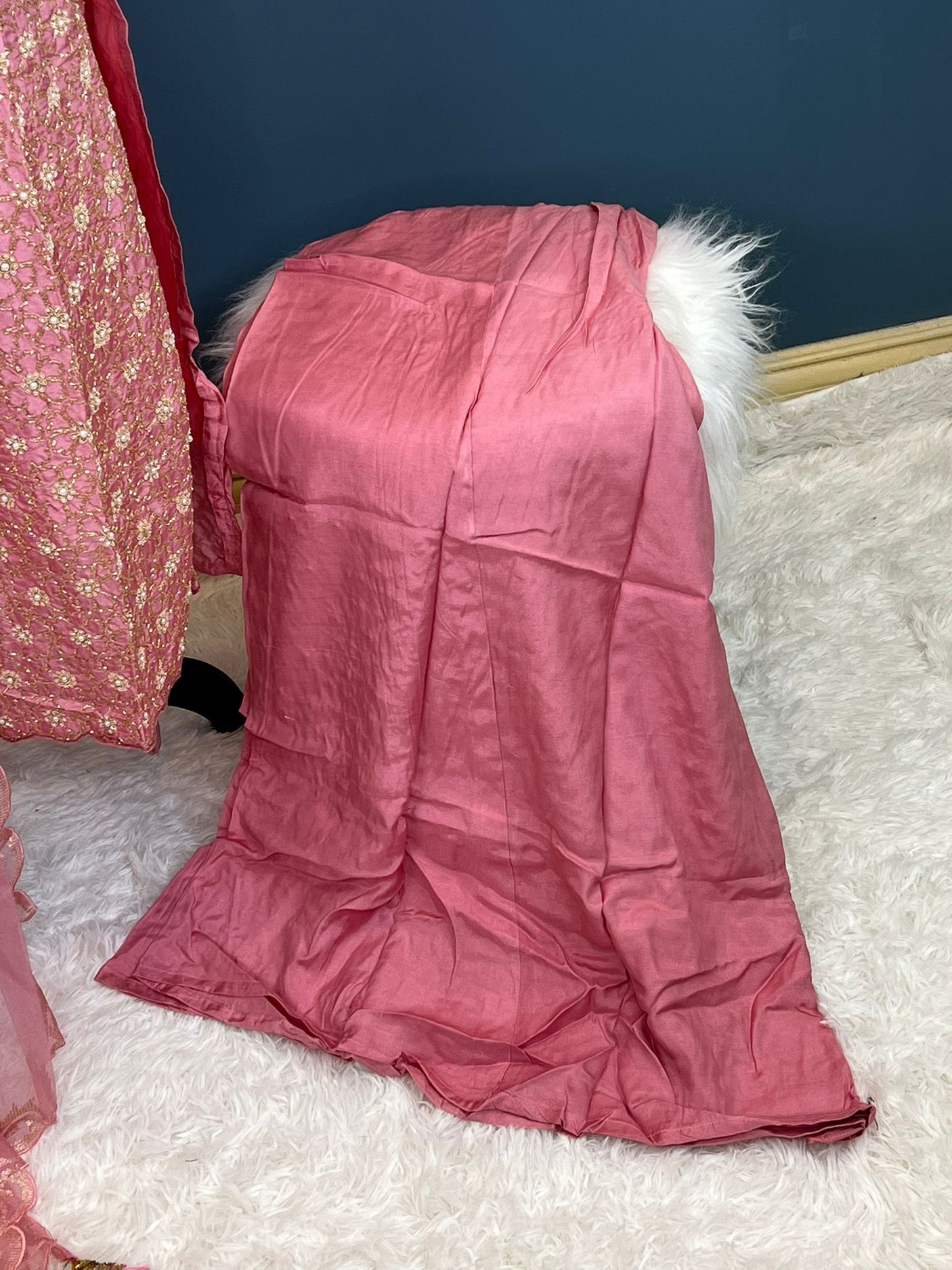 Pure zardousi Delhi Boutique