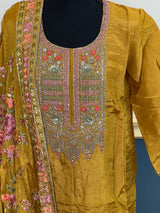 Pure zardousi Delhi Boutique
