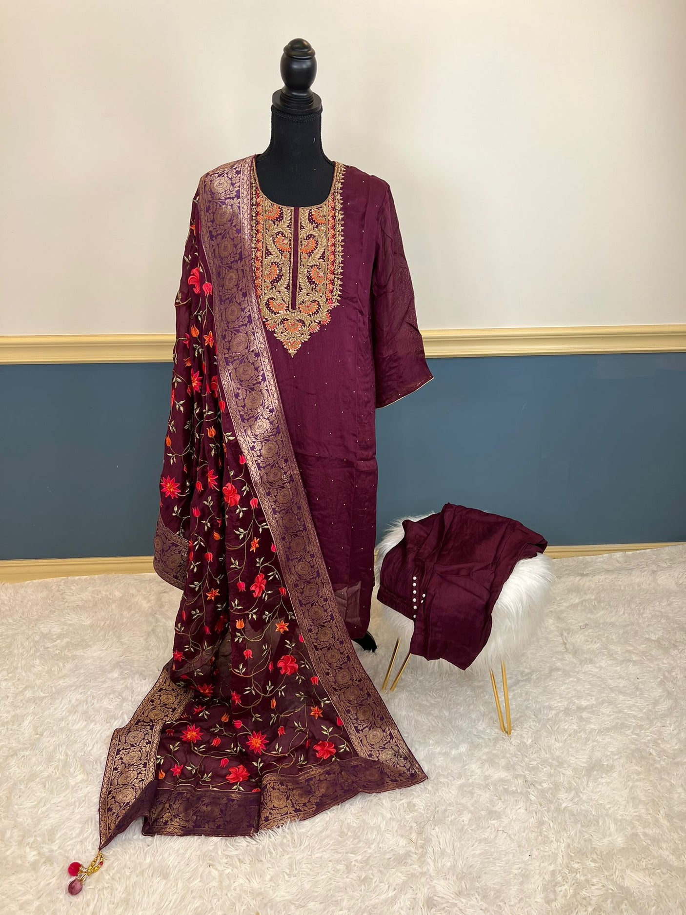 Pure zardousi Delhi Boutique