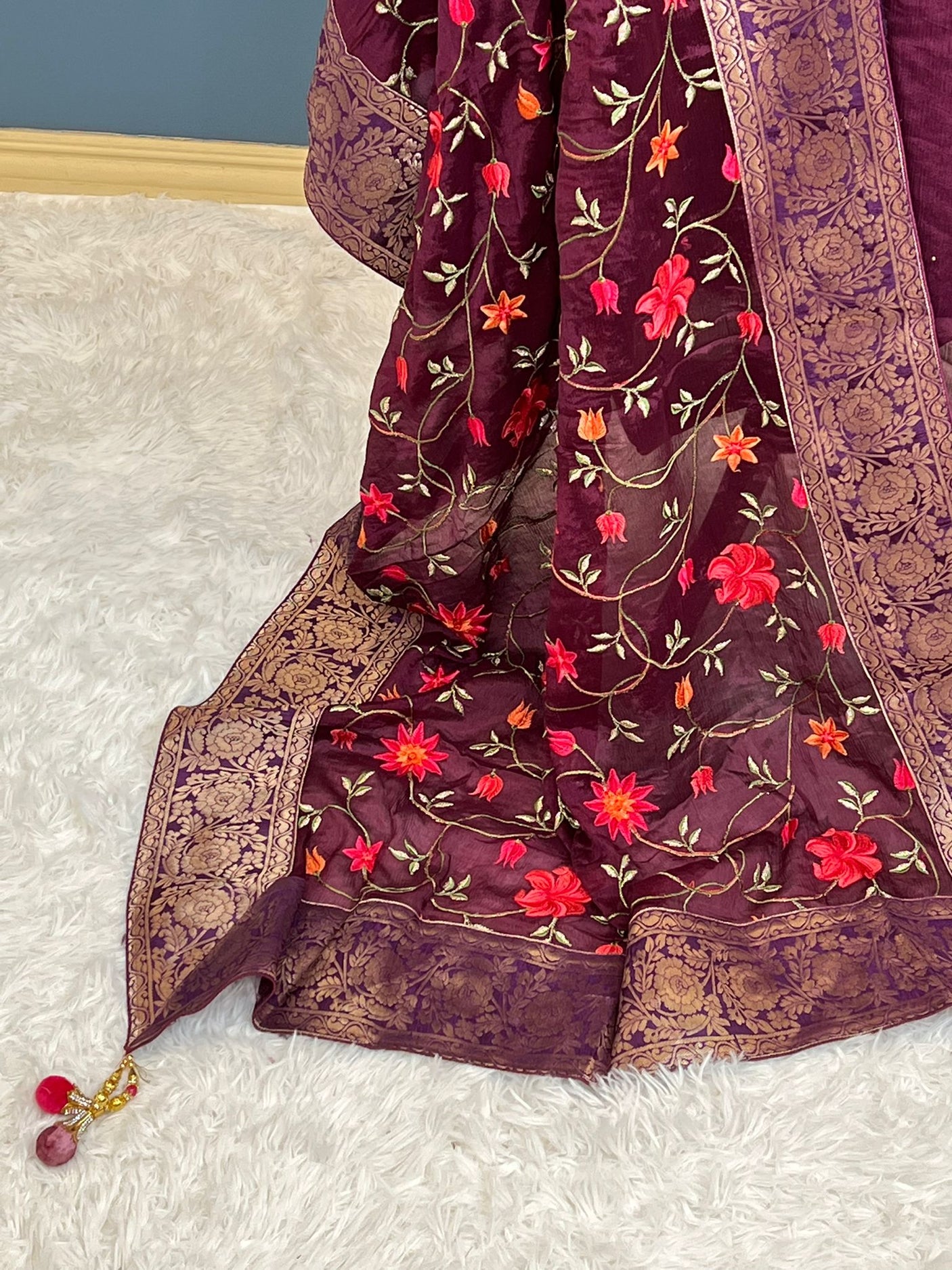 Pure zardousi Delhi Boutique